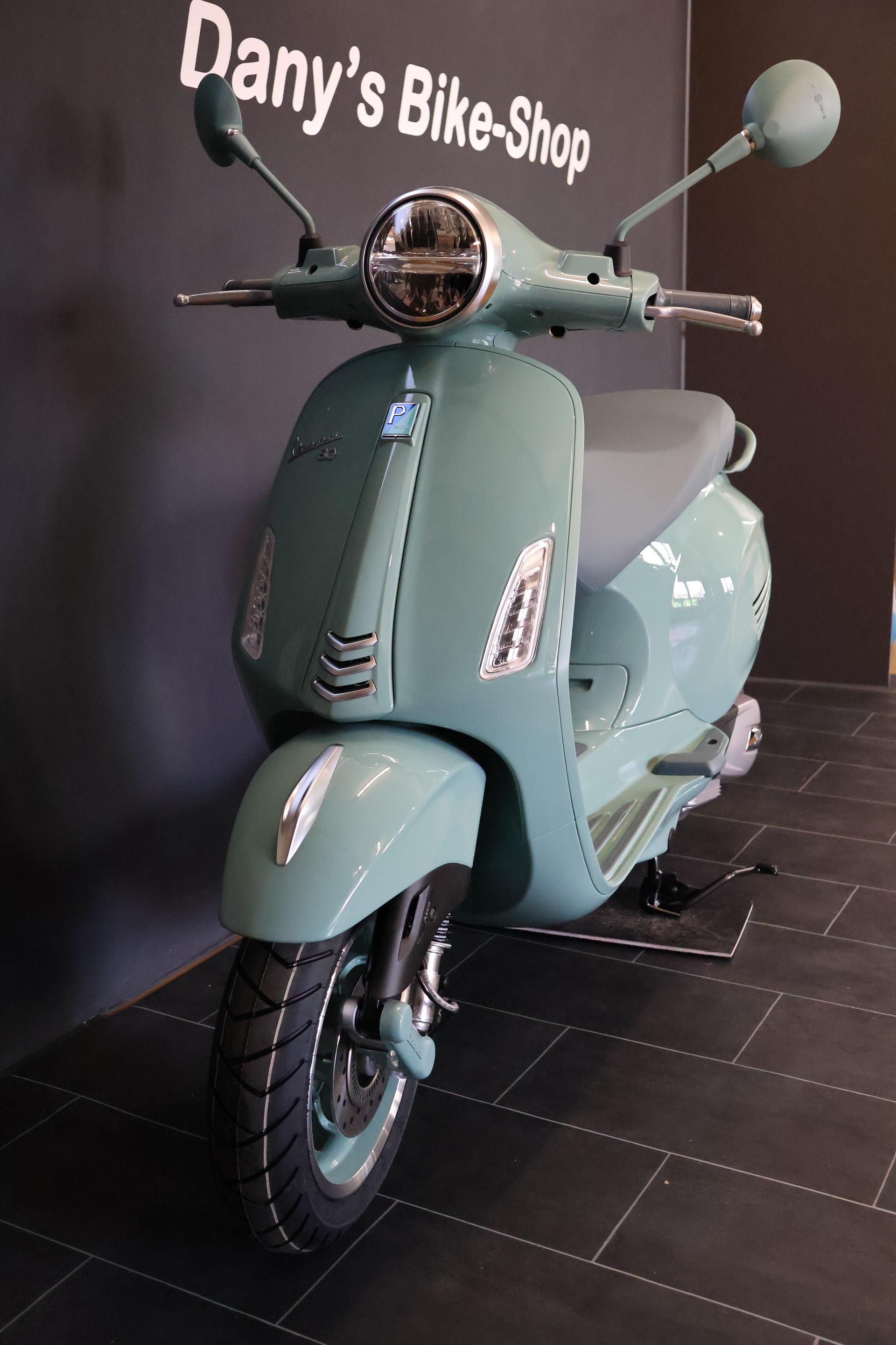 PIAGGIO Vespa 125 Primavera 80th MY26 E5+-image-1