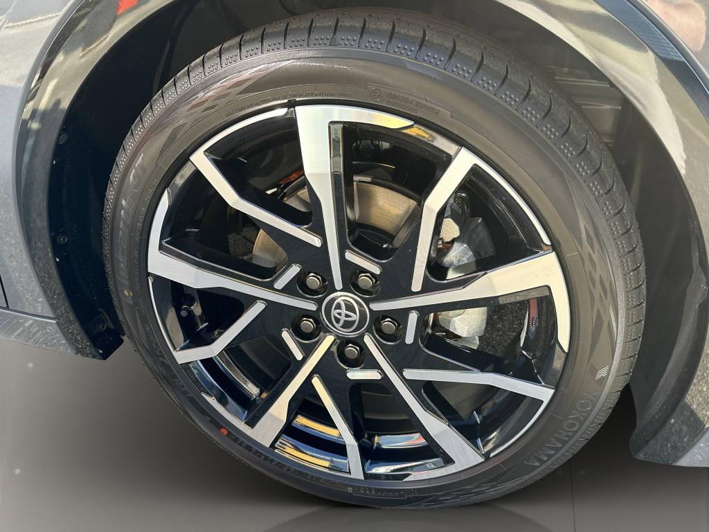 TOYOTA Prius 2.0 Plug-In-Hybrid Premium-image-15