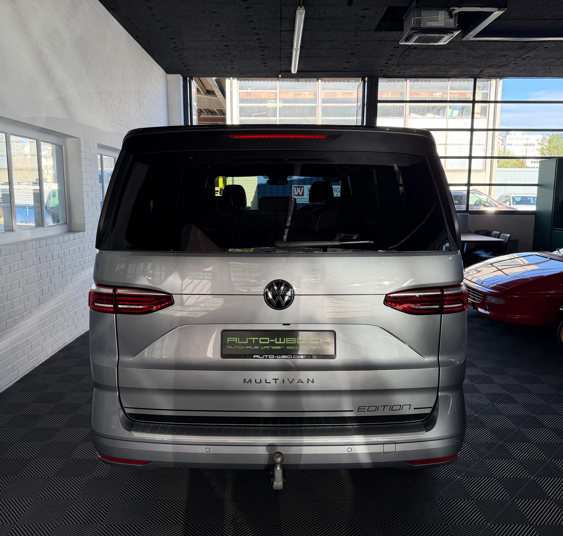 VW Multivan 2.0 TDI '' EDITION + LANG '' Life DSG Lang-showroom-element-3