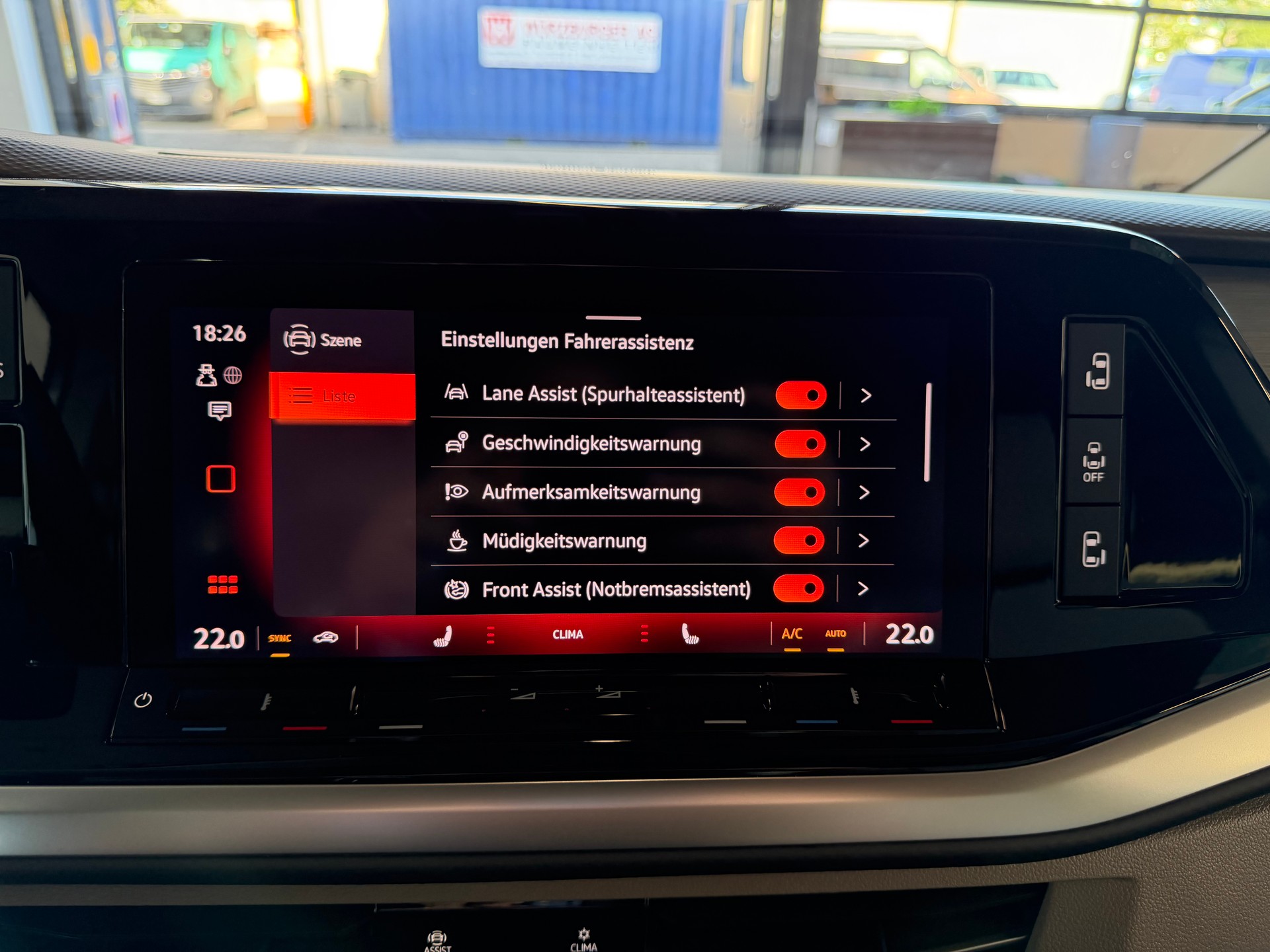VW Multivan 2.0 TDI '' EDITION + LANG '' Life DSG Lang-image-24