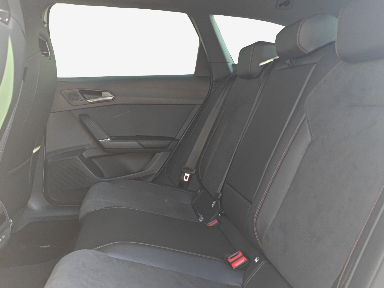 CUPRA LEON ST 1.5 e-HYBRID pHEV DSG-image-11