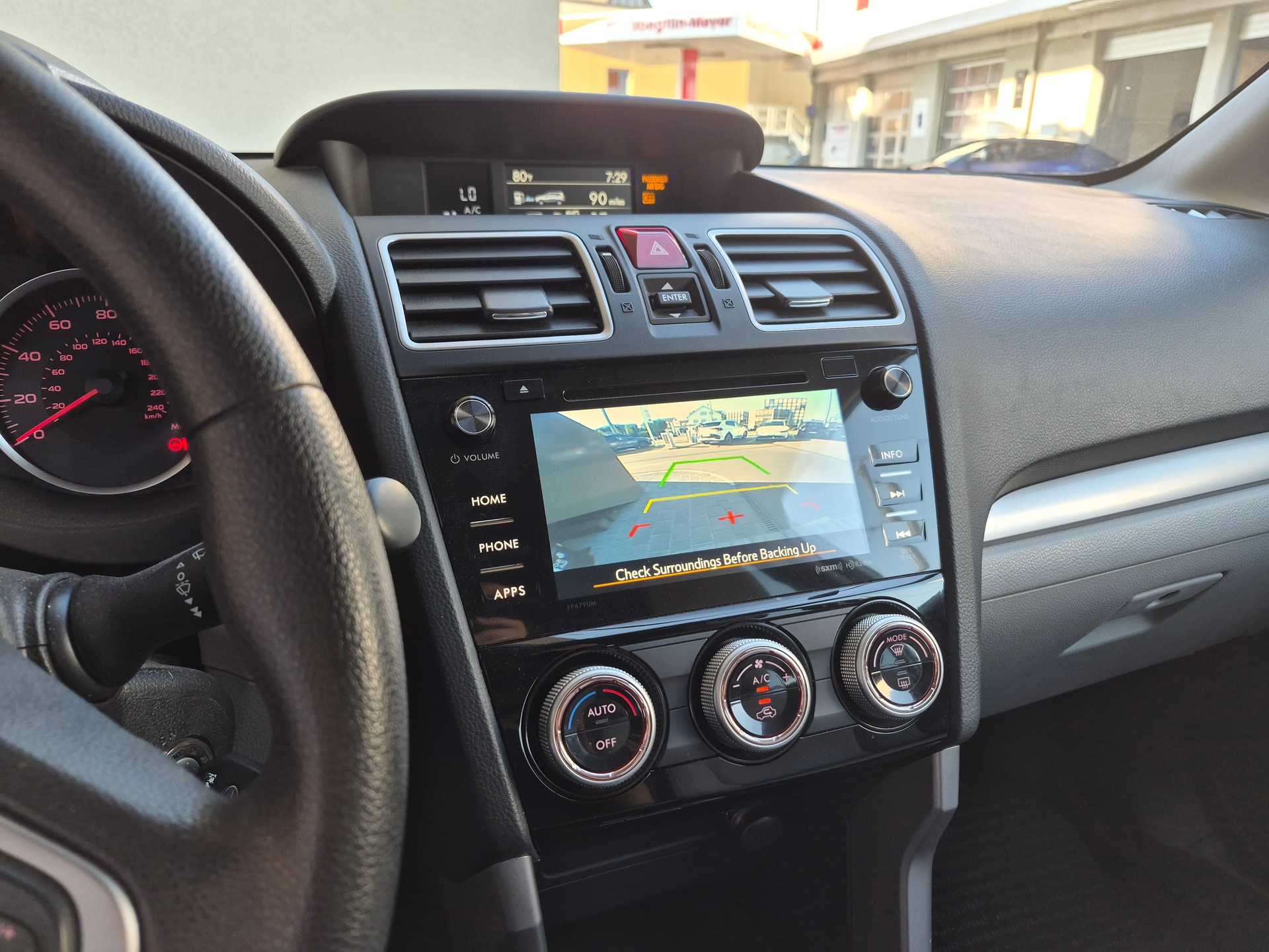 SUBARU FORESTER 2.5 USA-image-12