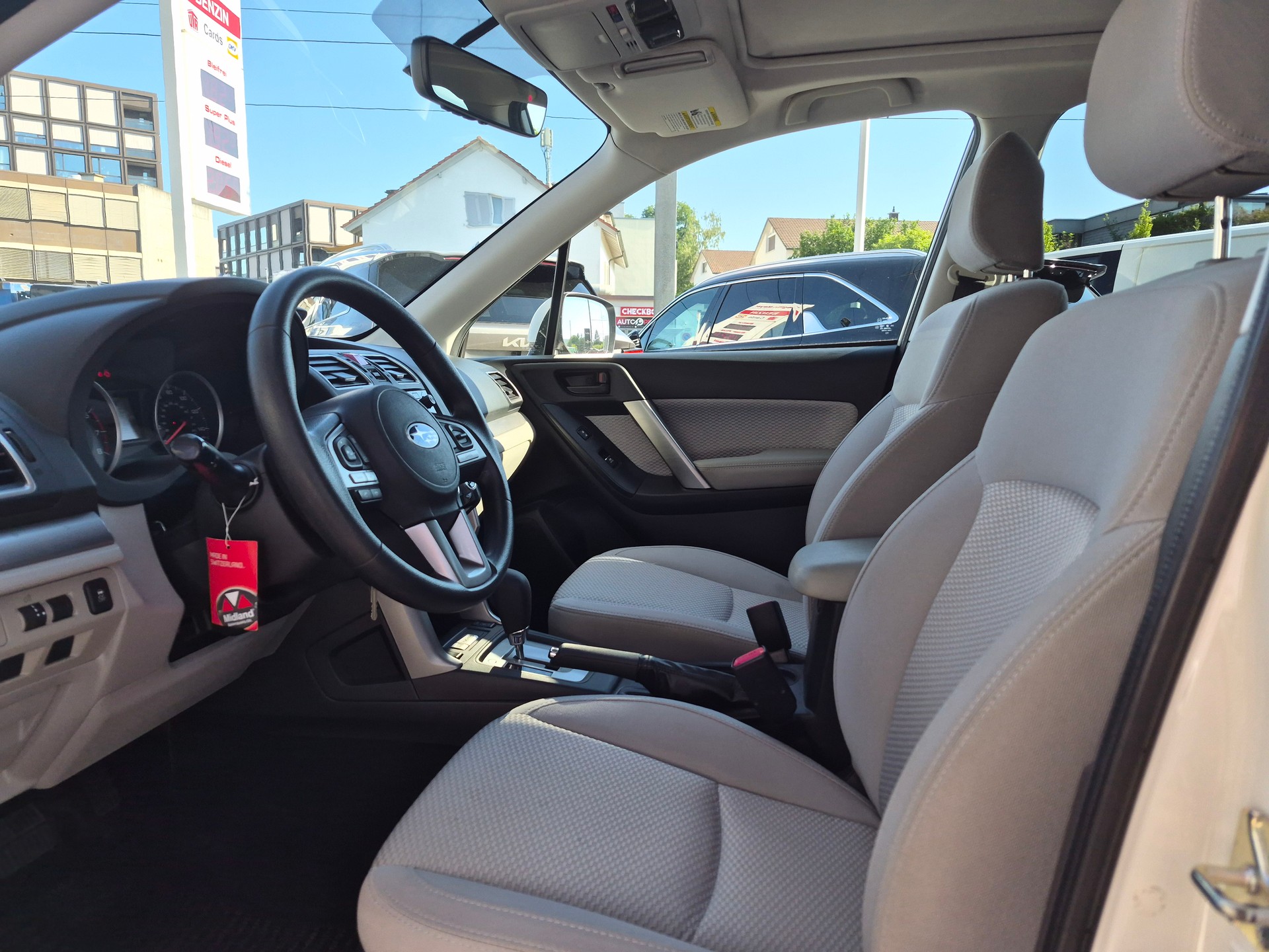 SUBARU FORESTER 2.5 USA-image-9