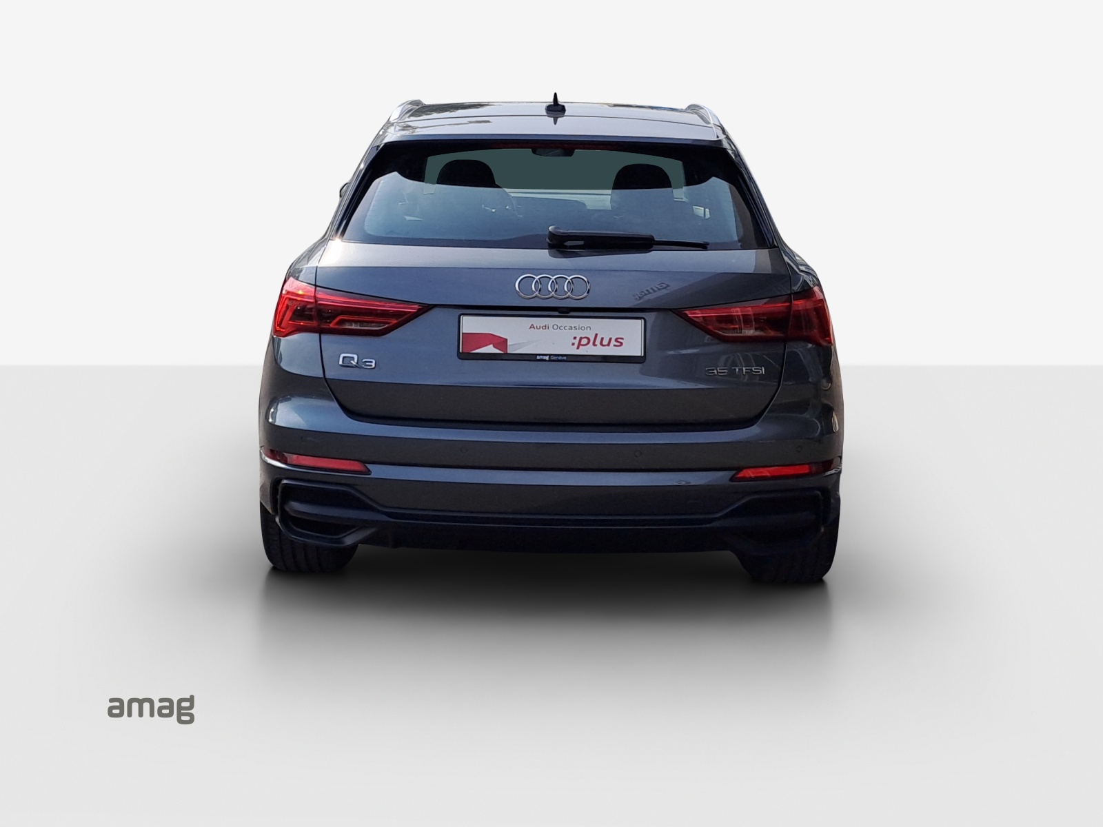 AUDI Q3 35 TFSI advanced S-tronic-showroom-element-3
