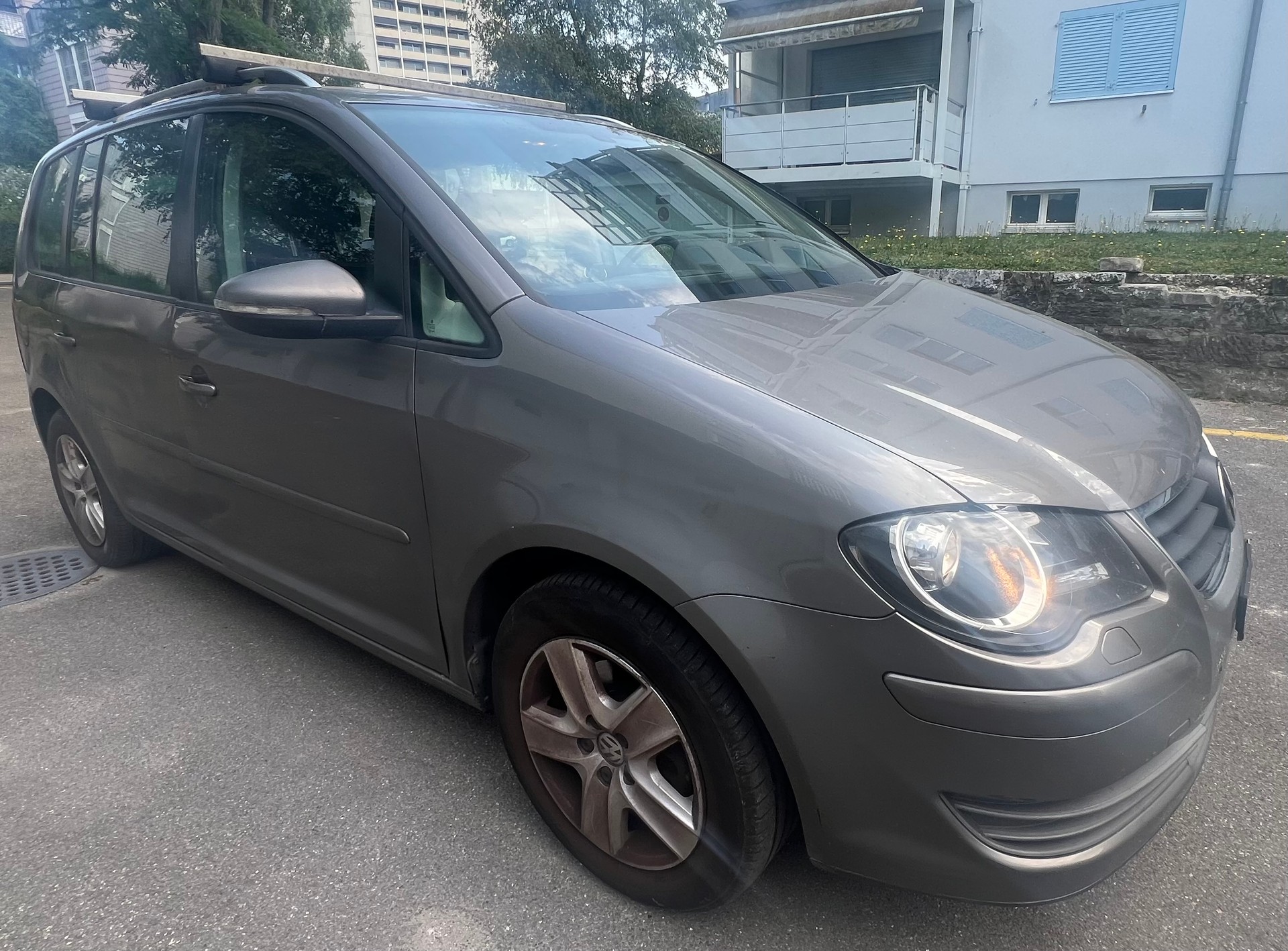VW Touran 2.0 TDI Team DSG-showroom-element-2