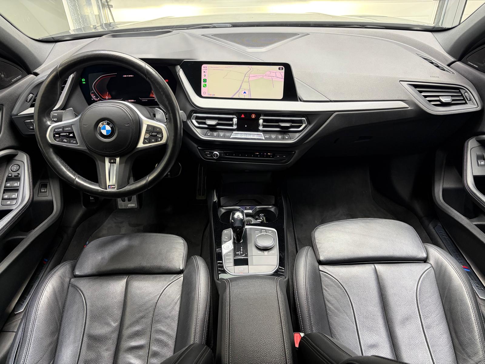 BMW M135i xDrive Steptronic-image-14