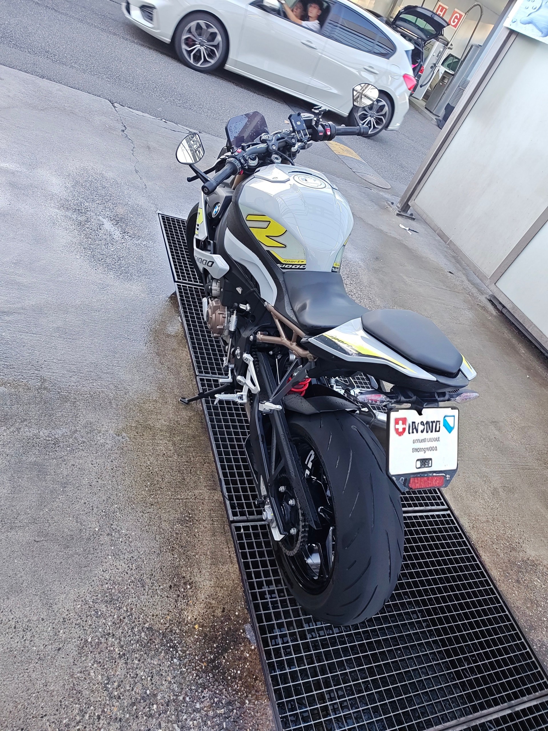 BMW S 1000 R Dynamik Paket-image-4