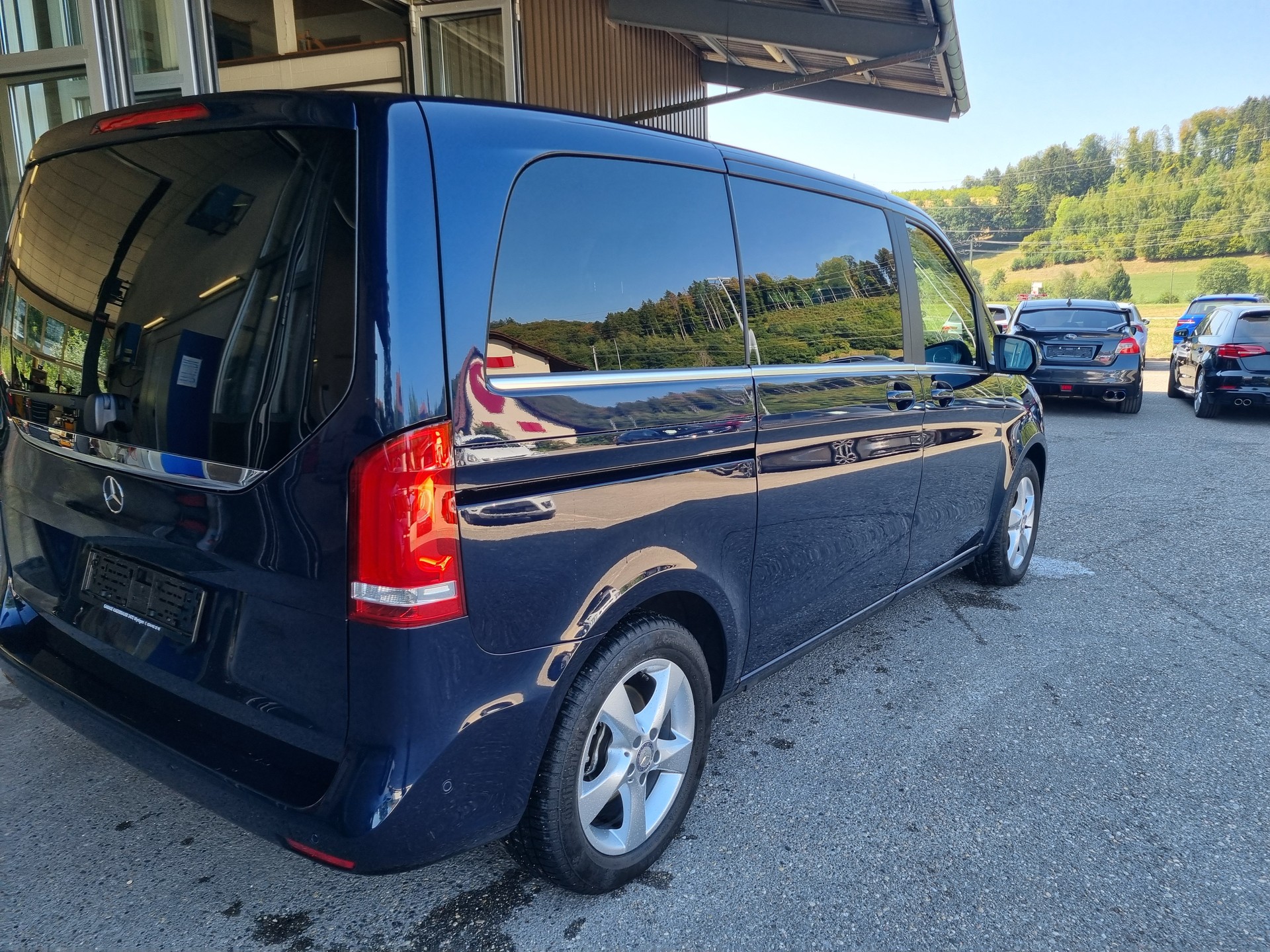 MERCEDES-BENZ V 250 d kompakt Avantgarde 4Matic 9G-Tronic-showroom-element-3