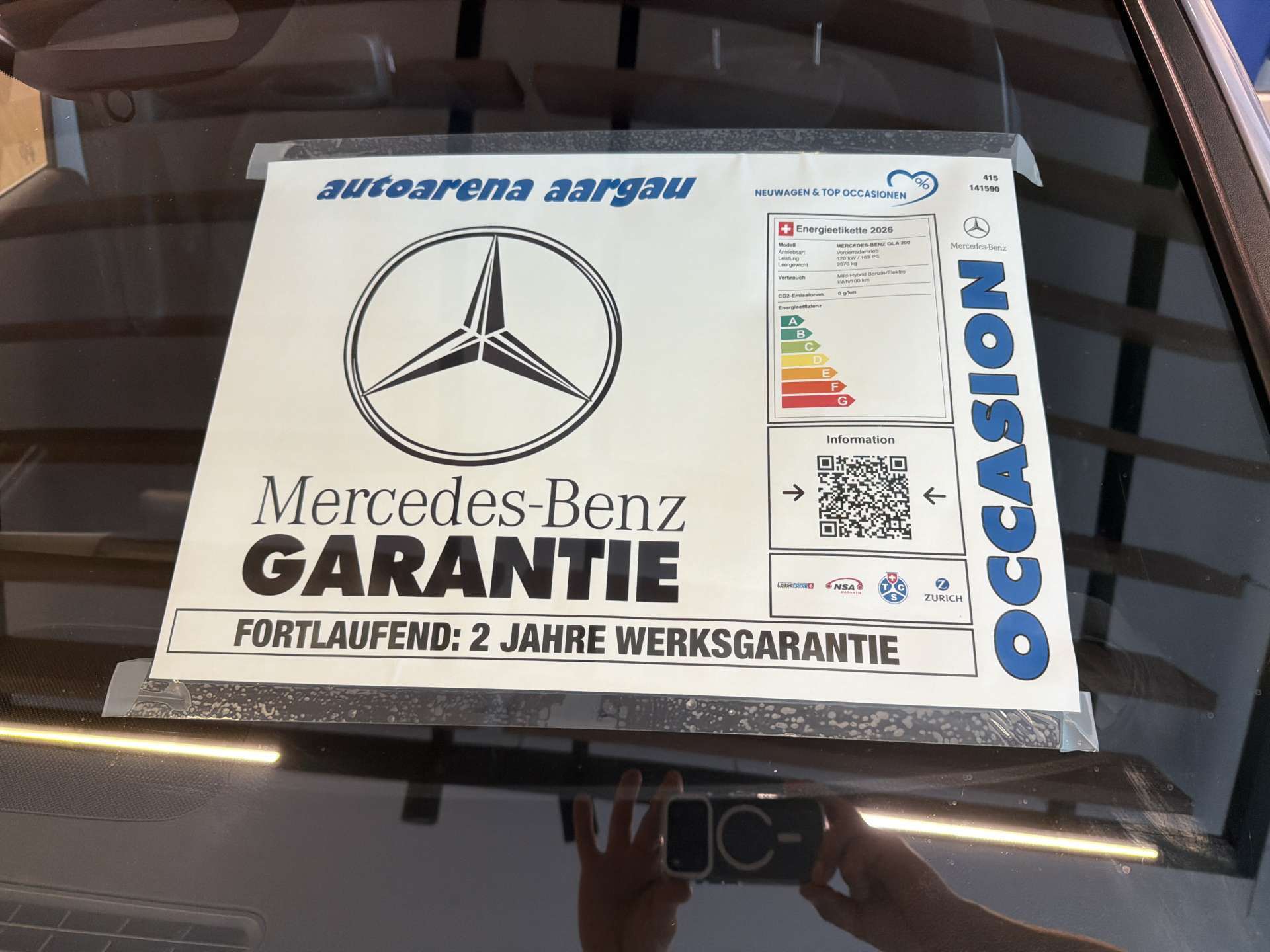 MERCEDES-BENZ GLA 200 AMG-Line DCT-Automat-showroom-element-3