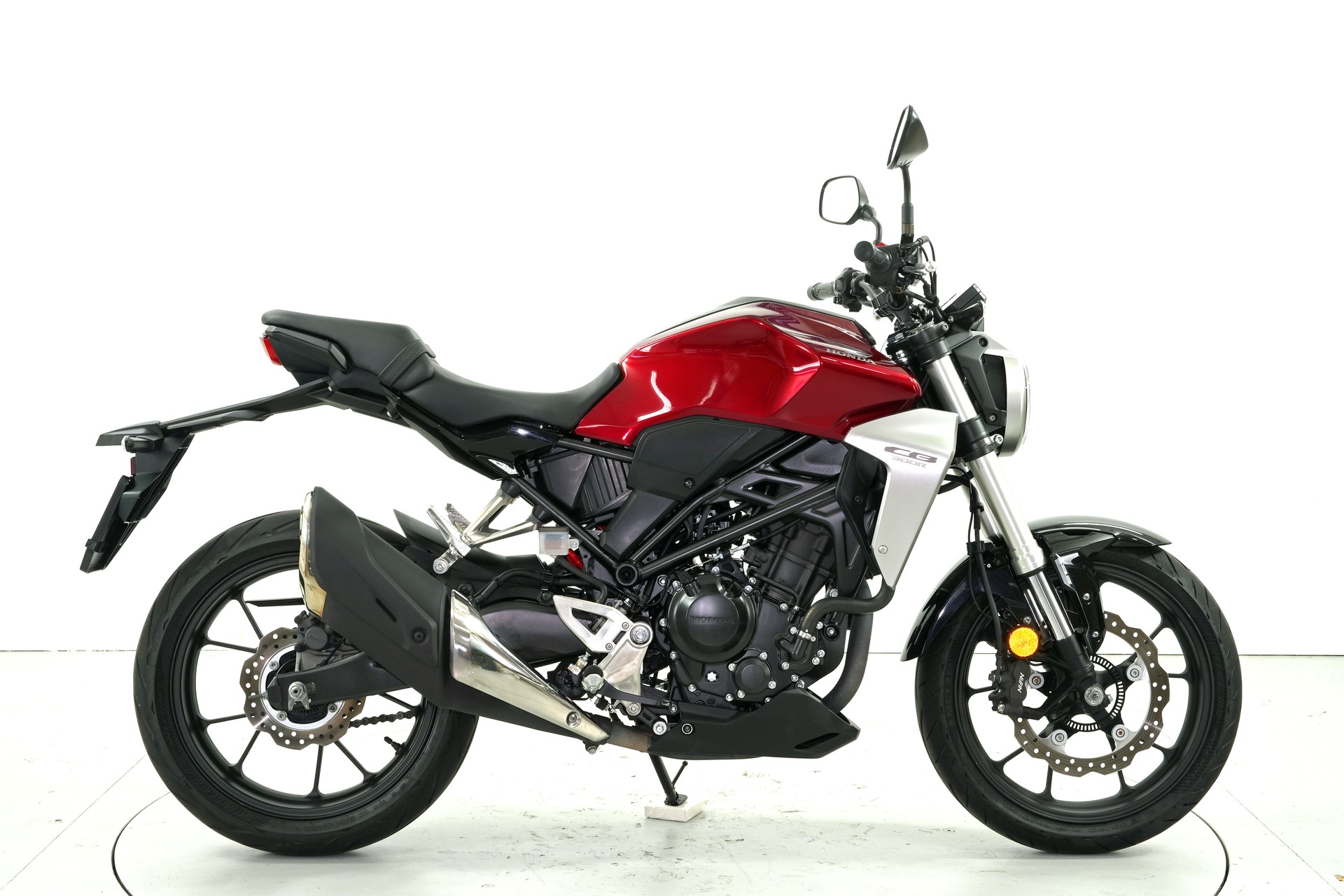 HONDA CBF300NA-image-3