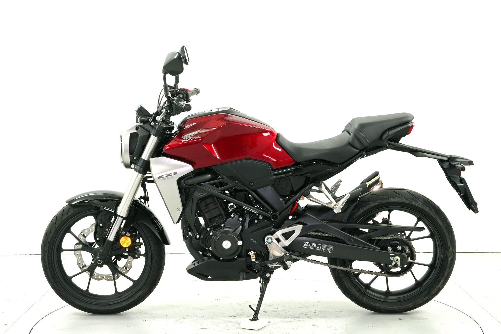 HONDA CBF300NA-image-4