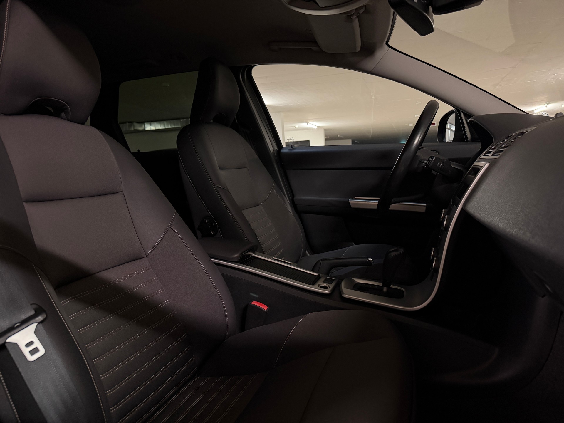 VOLVO V50 2.0 D4 Momentum-image-9
