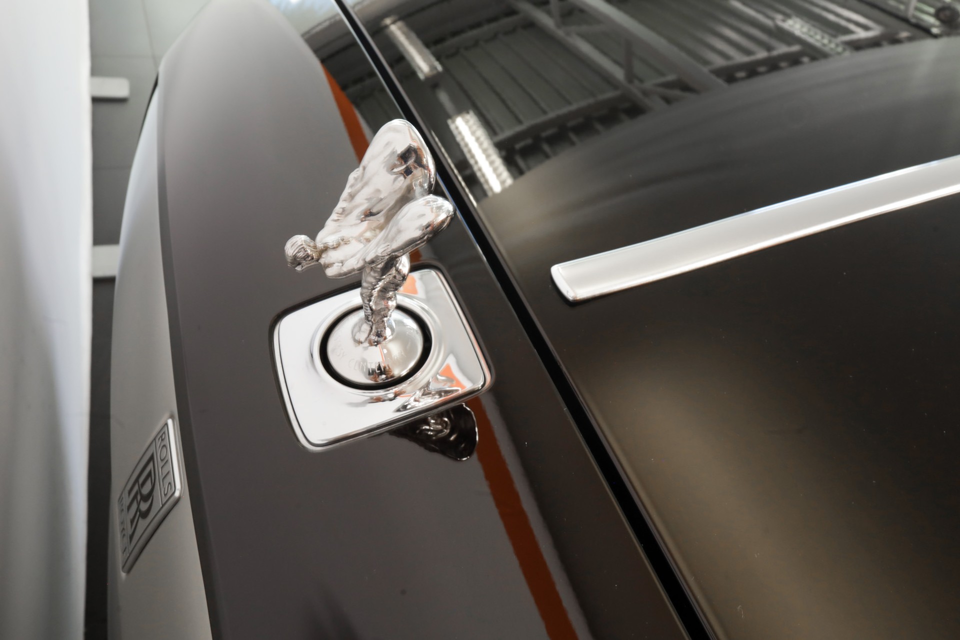 ROLLS-ROYCE Ghost 6.6 V12 EWB Diamond Black-image-35