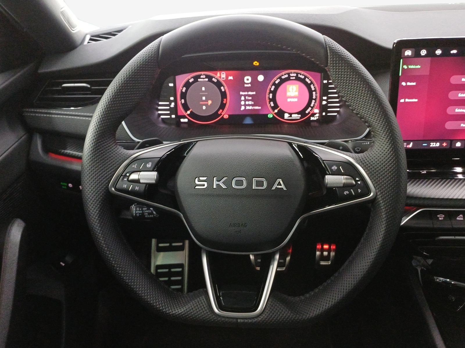 SKODA Octavia Combi 1.5 TSI mHEV DSG Sport Line-image-9