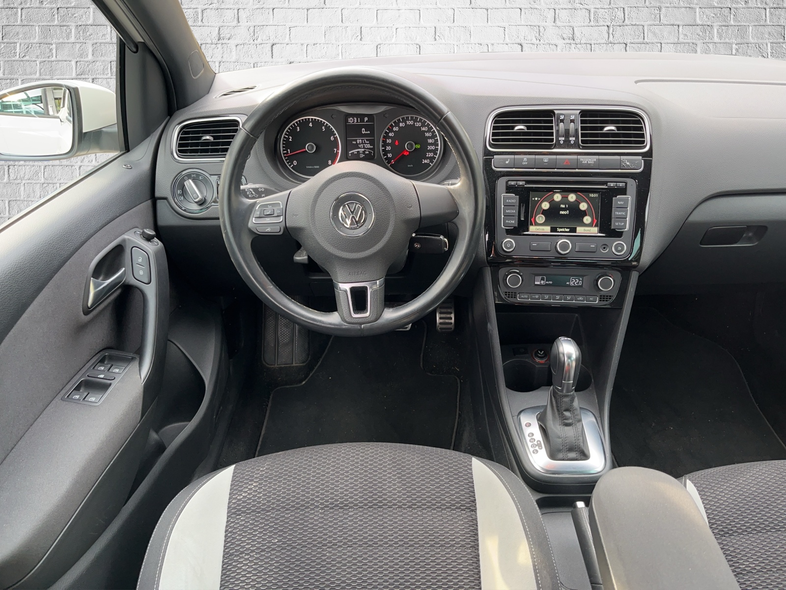 VW Polo 1.2 TSI R-Line Design DSG-image-13