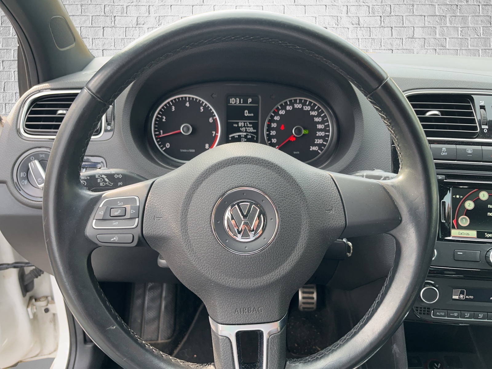 VW Polo 1.2 TSI R-Line Design DSG-image-9