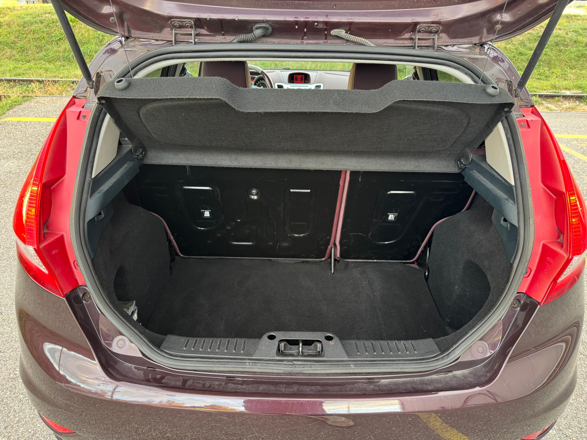 FORD Fiesta 1.6 16V Titanium-image-6