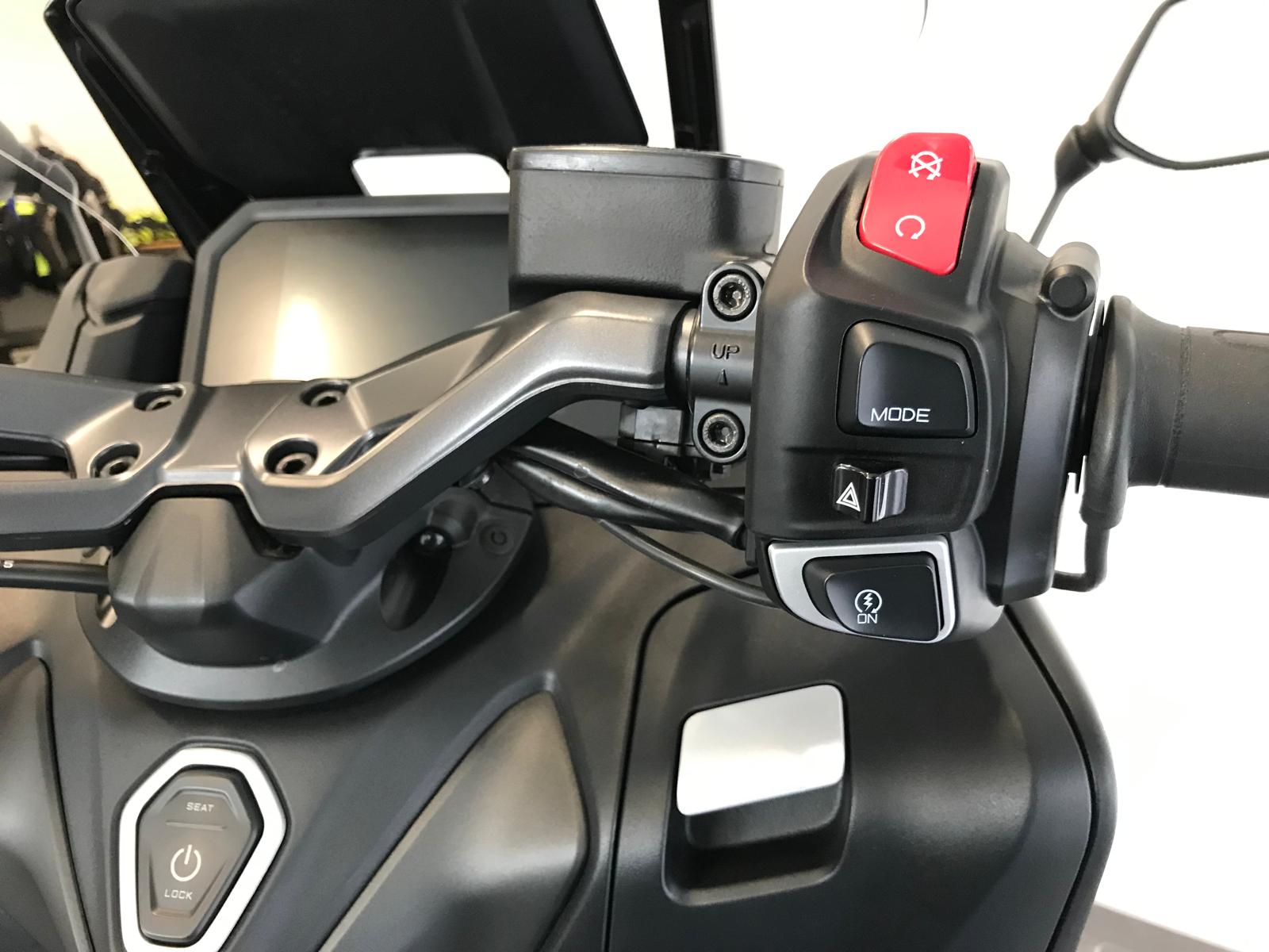 YAMAHA Tech-Max-image-13