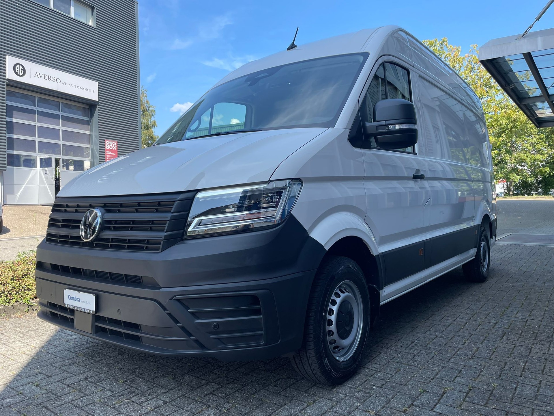 VW Crafter 35 2.0 TDI L3 HD-image-1