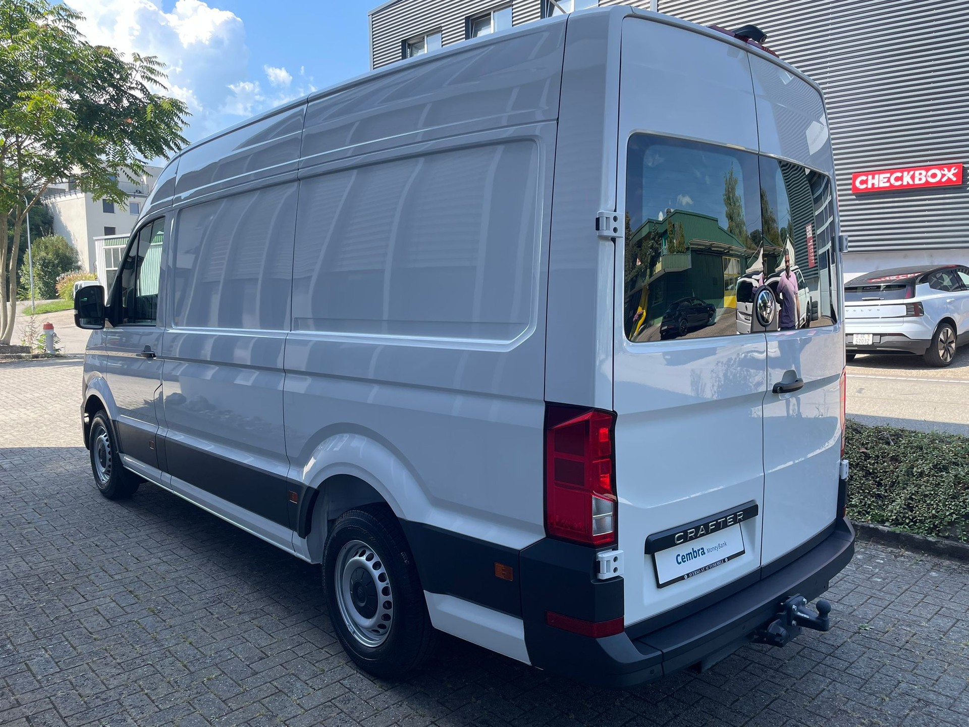 VW Crafter 35 2.0 TDI L3 HD-image-2