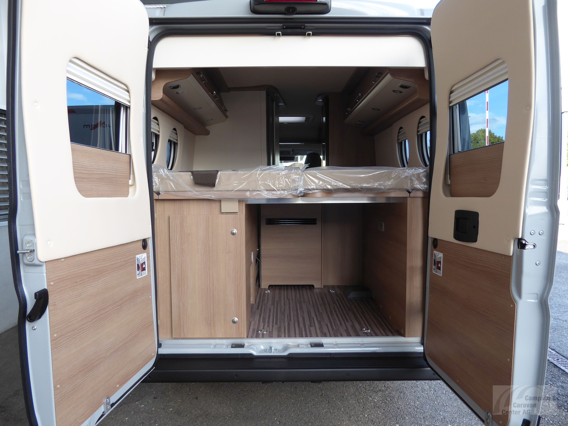 MALIBU Van comfort 640 LE Coupé-image-12