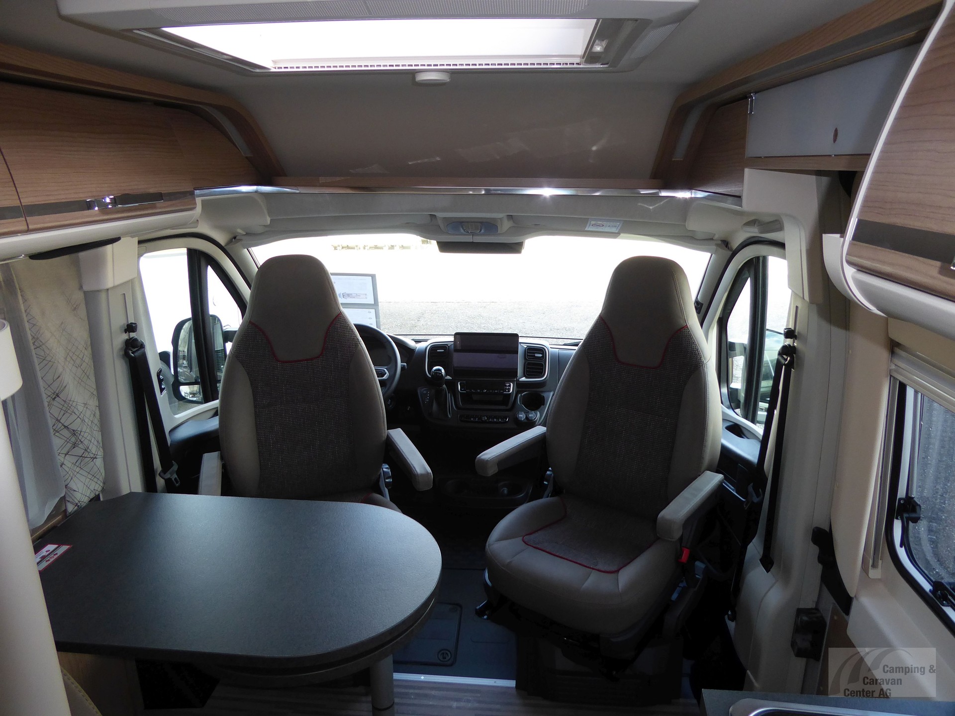 MALIBU Van comfort 640 LE Coupé-image-5