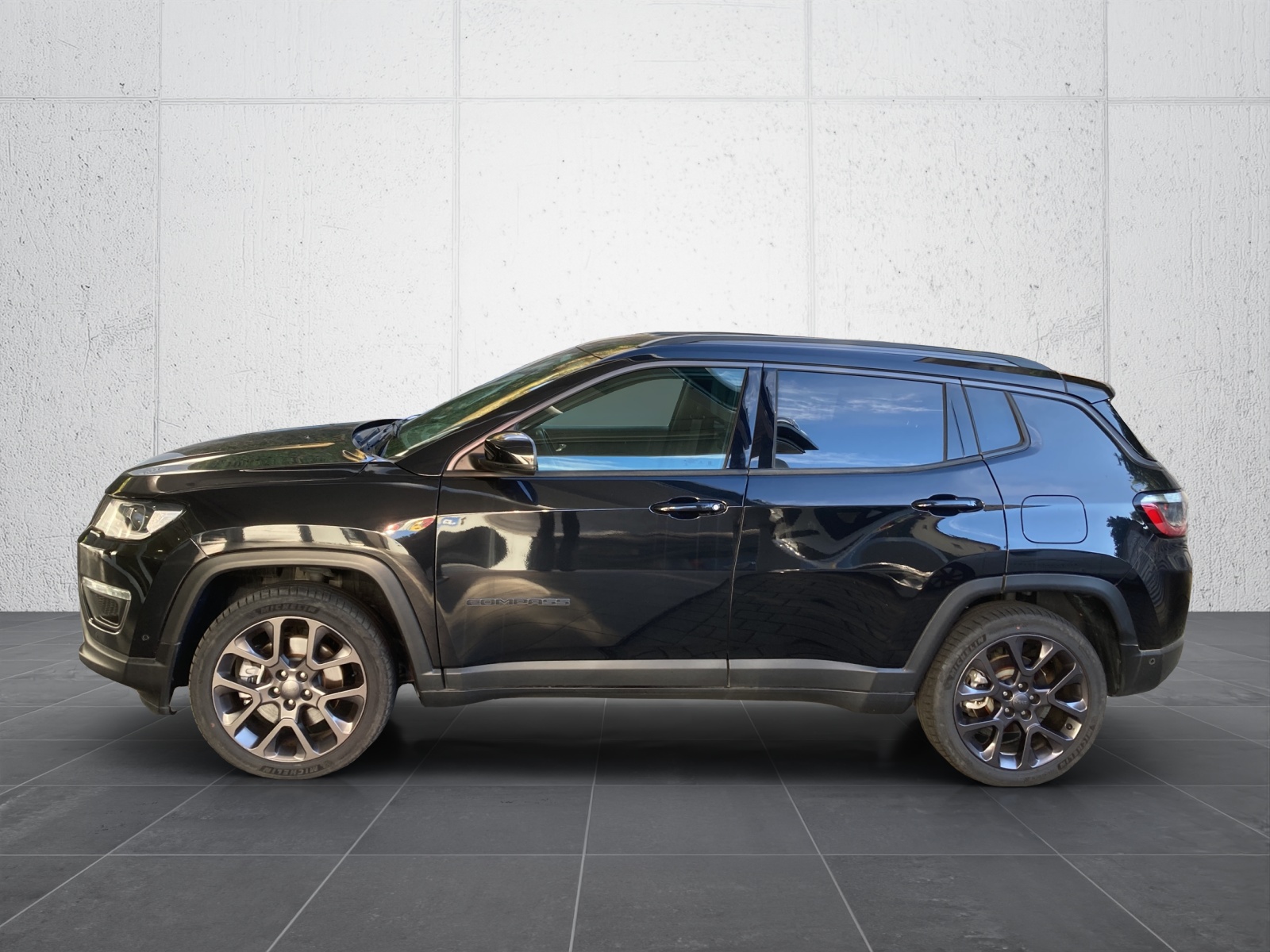 JEEP Compass 1.3 T PHEV S AWD-image-5