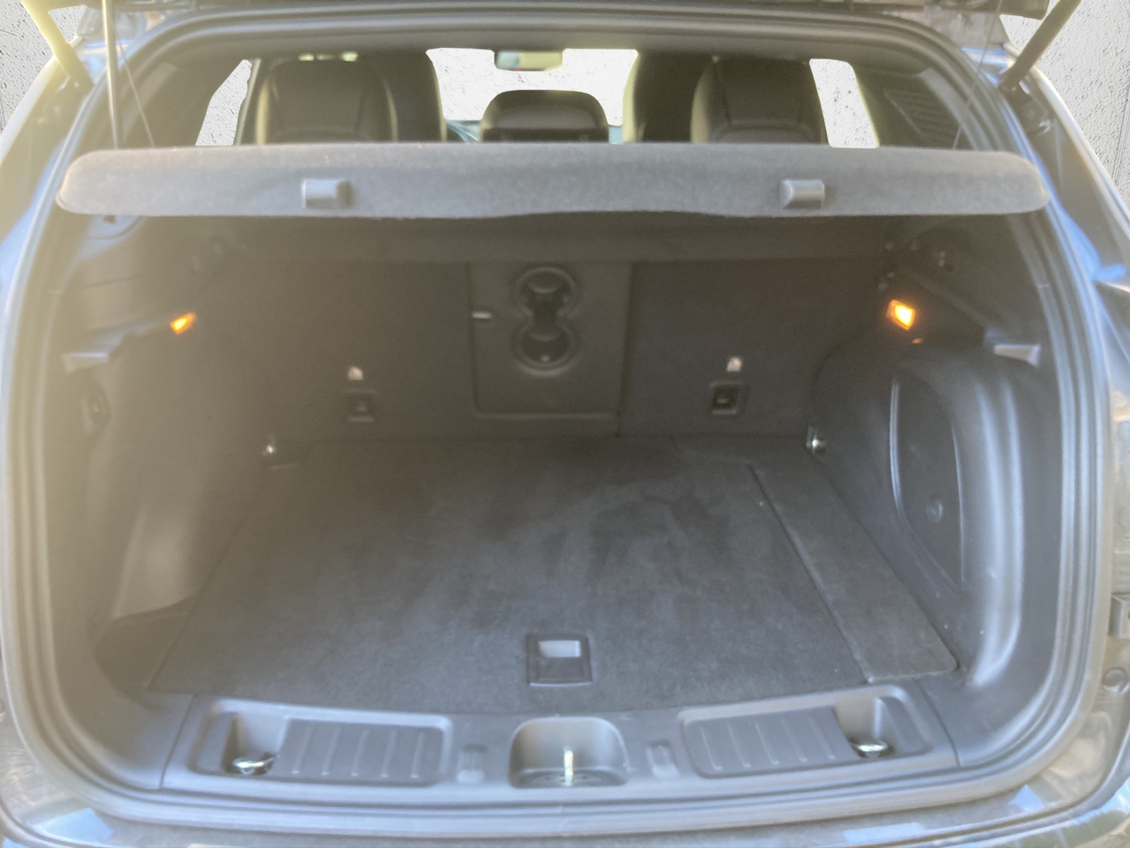JEEP Compass 1.3 T PHEV S AWD-image-11