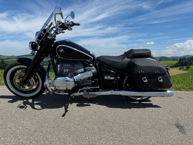 BMW R 18 Classic-image-1