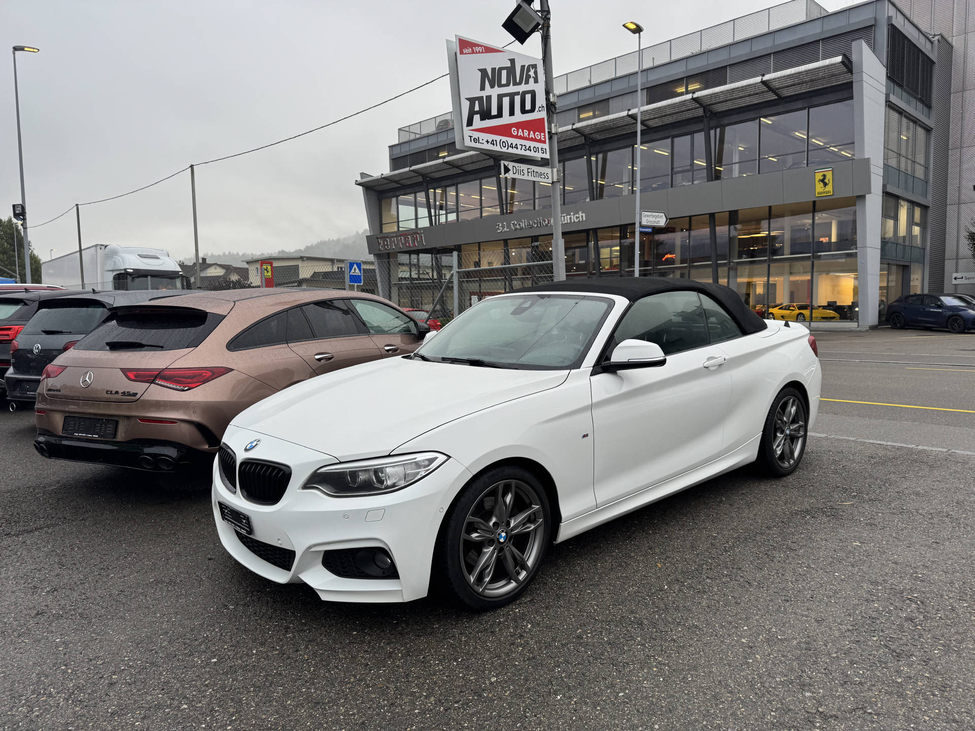 BMW 220i Cabrio M-Sport