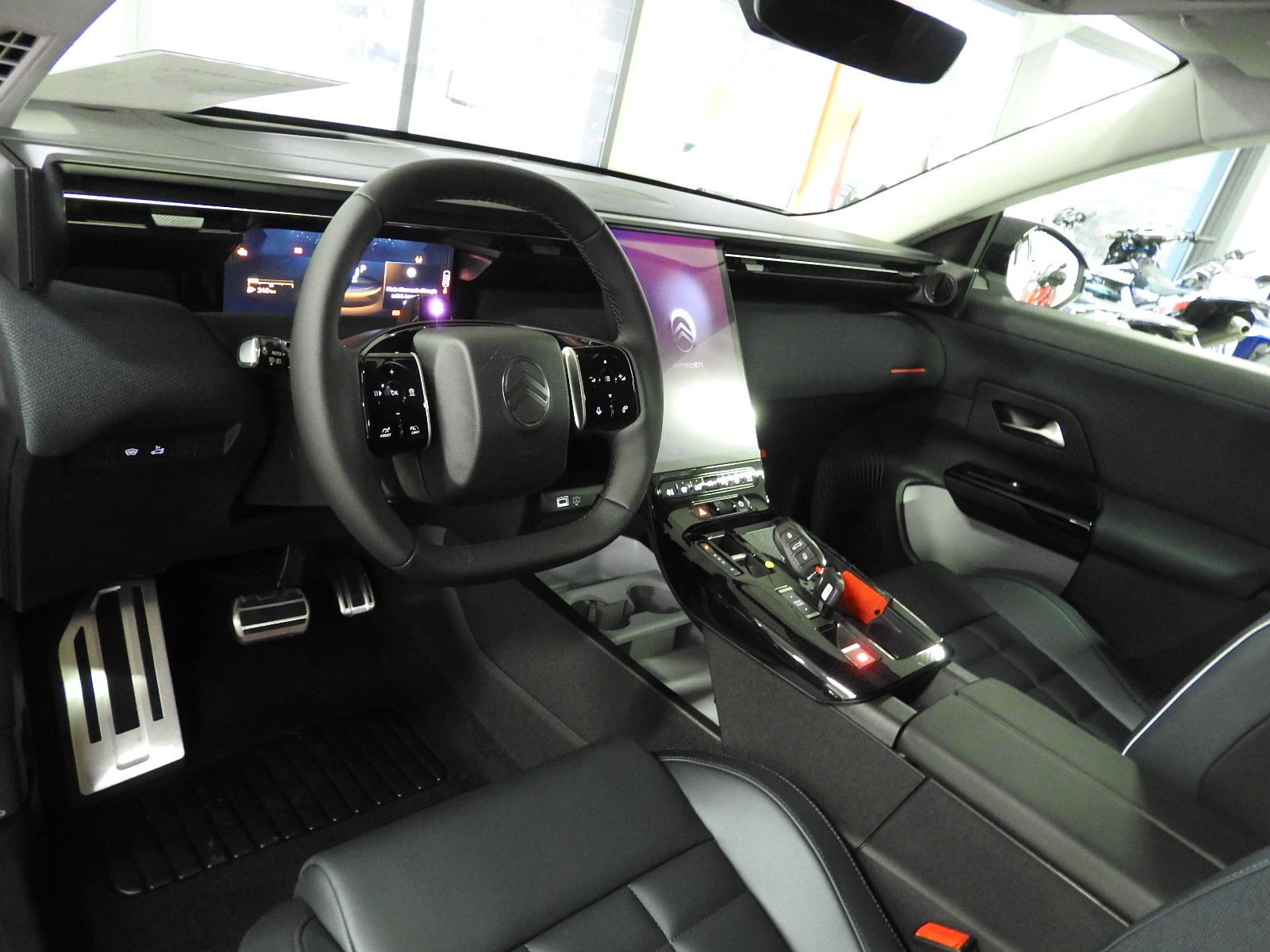 CITROEN C5 Aircross 1.2 MHEV MAX-image-8