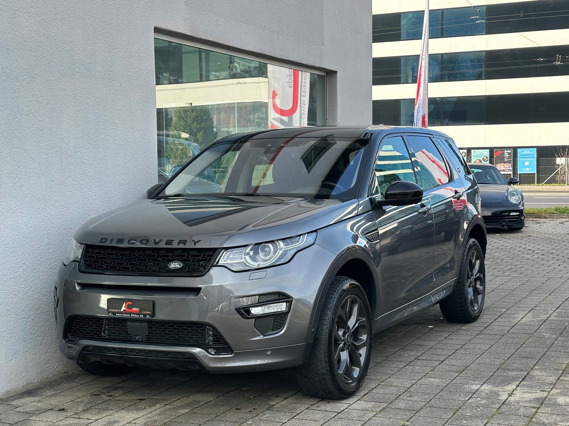 LAND ROVER Discovery Sport 2.0 SD4 SE AT9