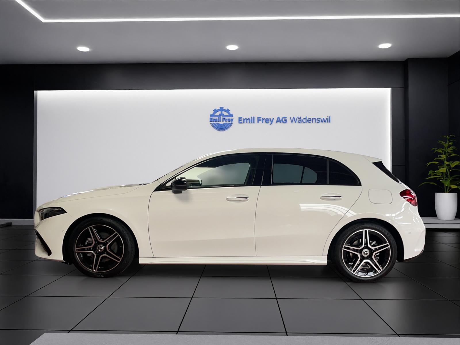 MERCEDES-BENZ A 180 Night Star AMG Line-showroom-element-2