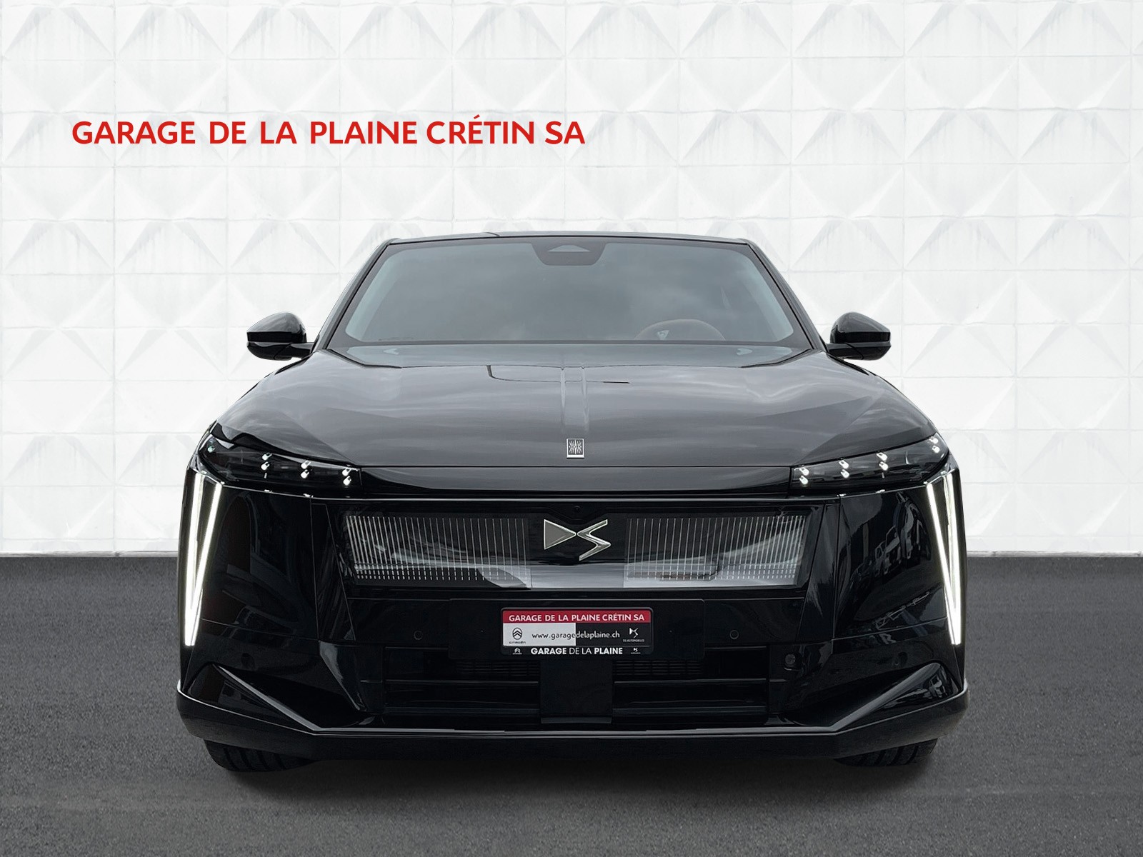 DS AUTOMOBILES DS N8 E-Tense 350 4x4 Etoile Long Range-showroom-element-1