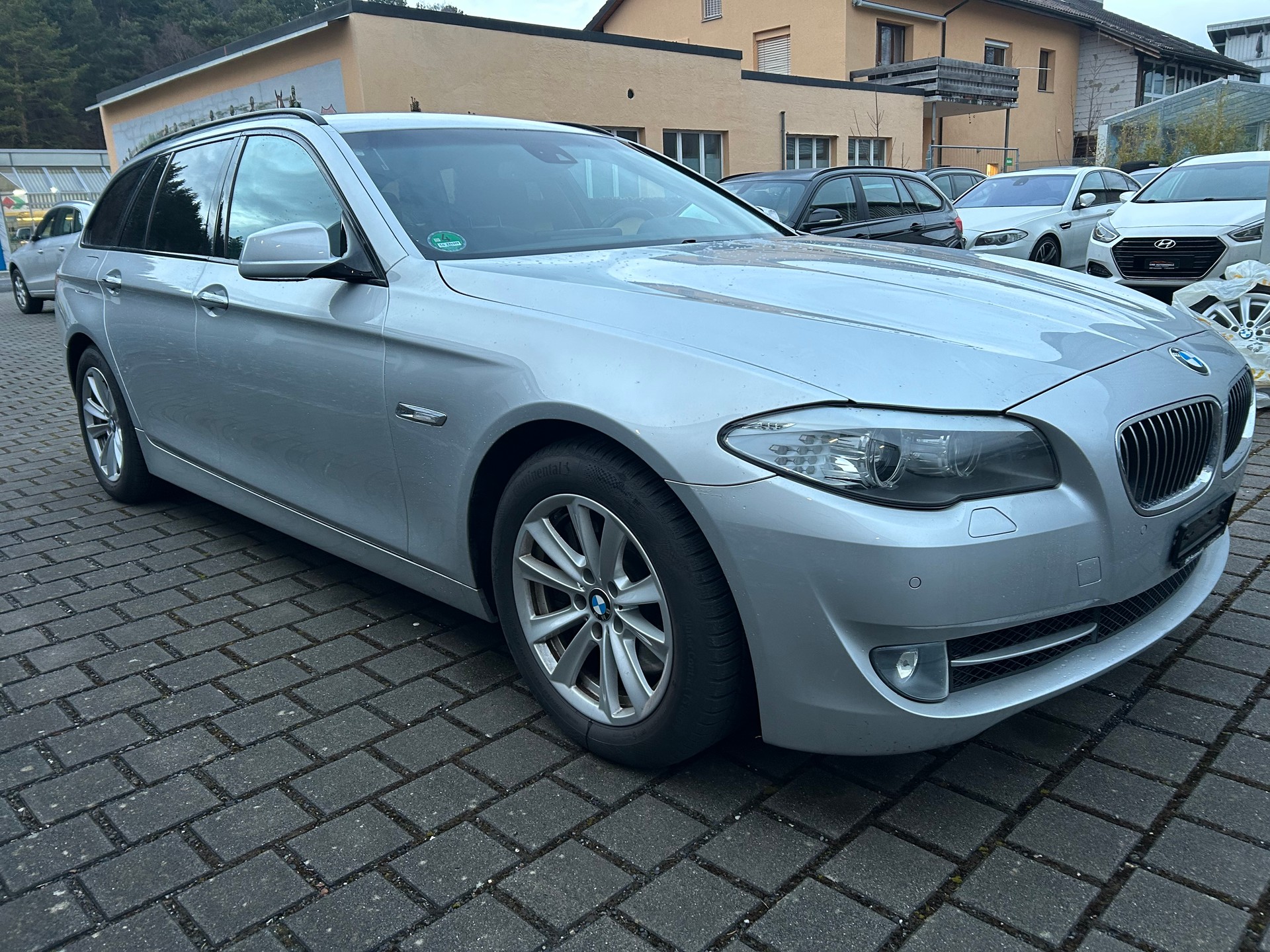 BMW 535i Touring Steptronic-image-2