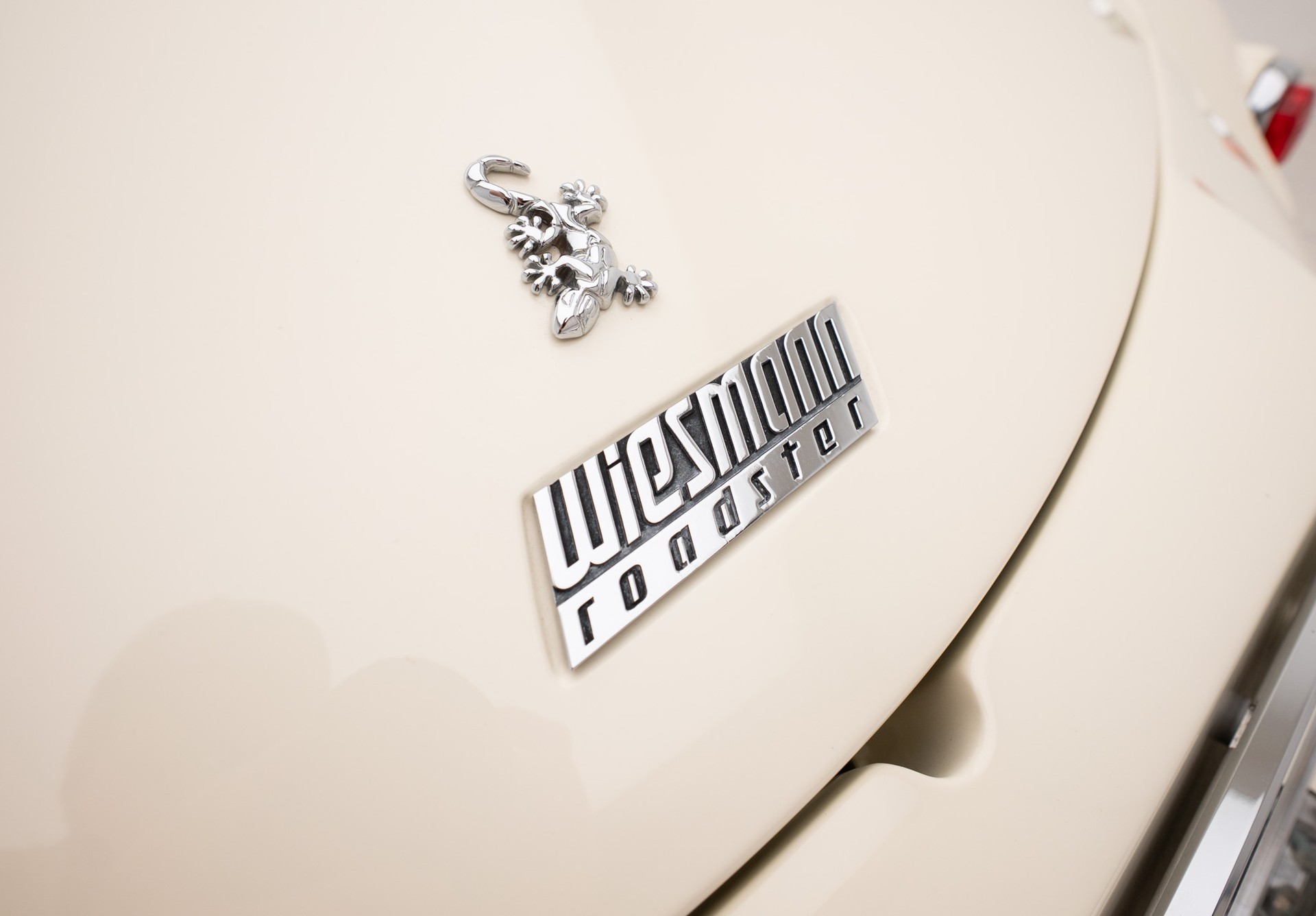 WIESMANN Roadster MF3-image-16