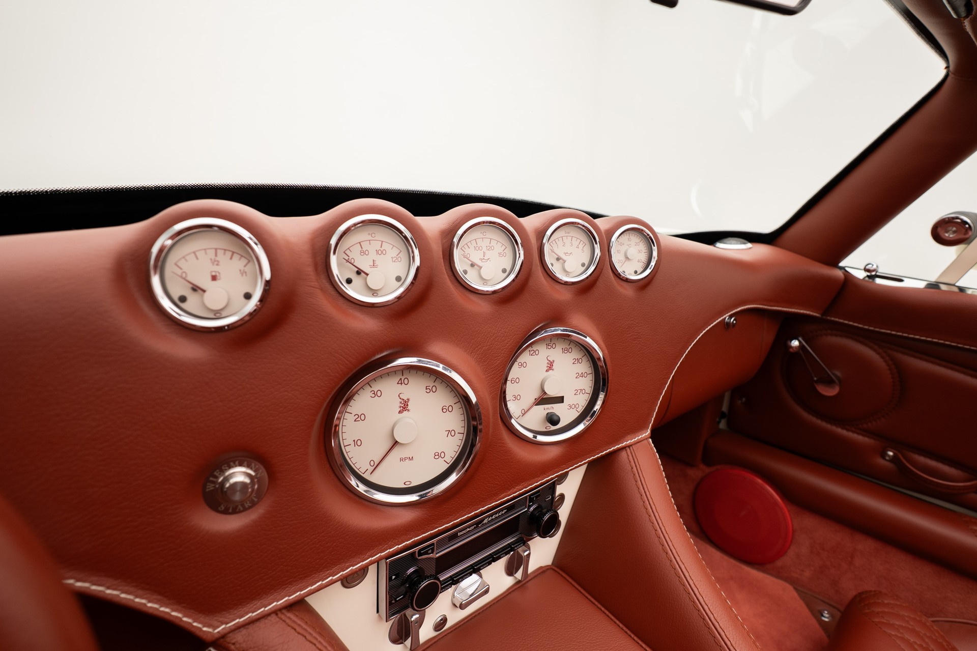 WIESMANN Roadster MF3-image-10