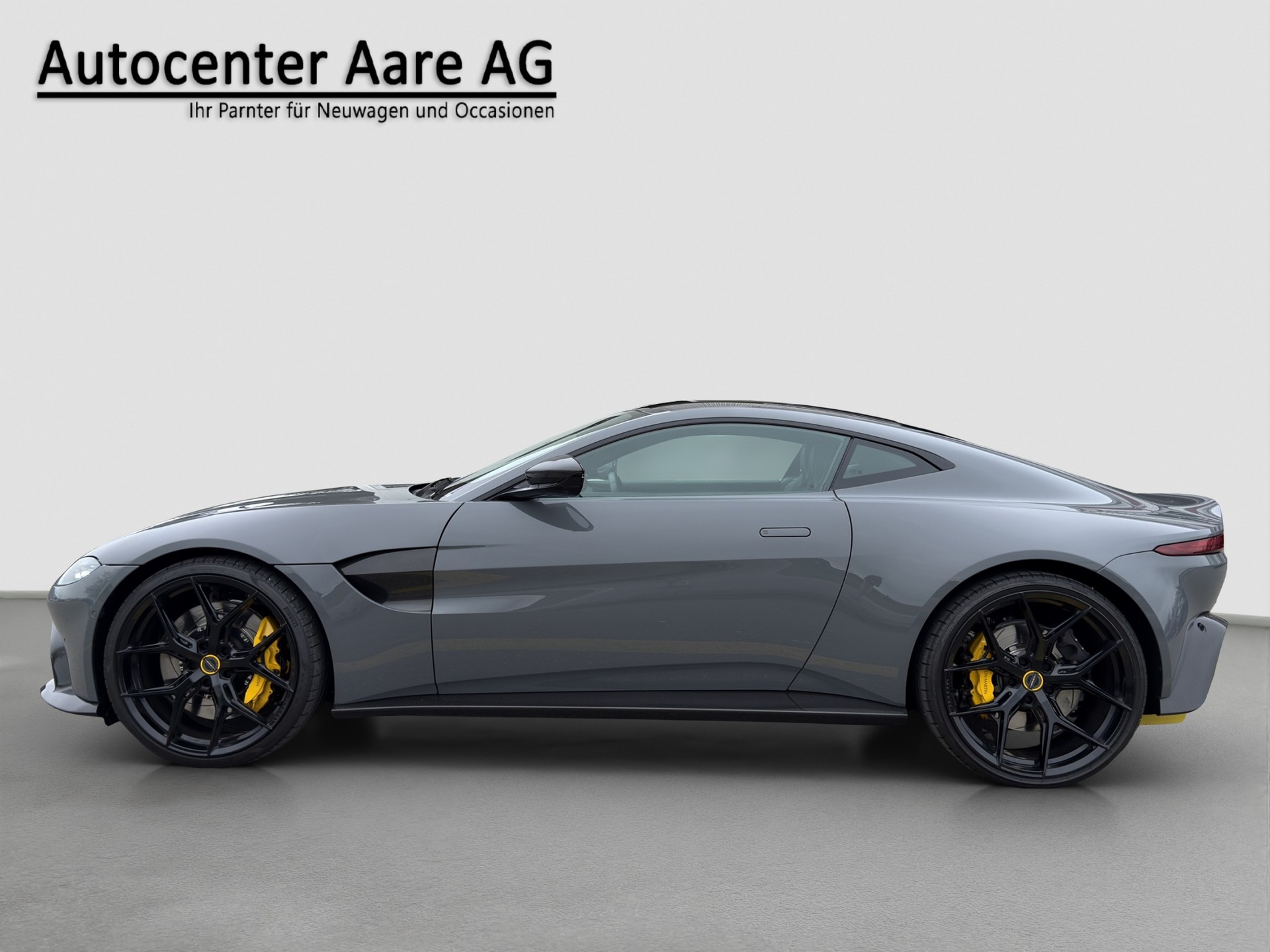 ASTON MARTIN V8 Vantage 4.0 Coupé-showroom-element-3