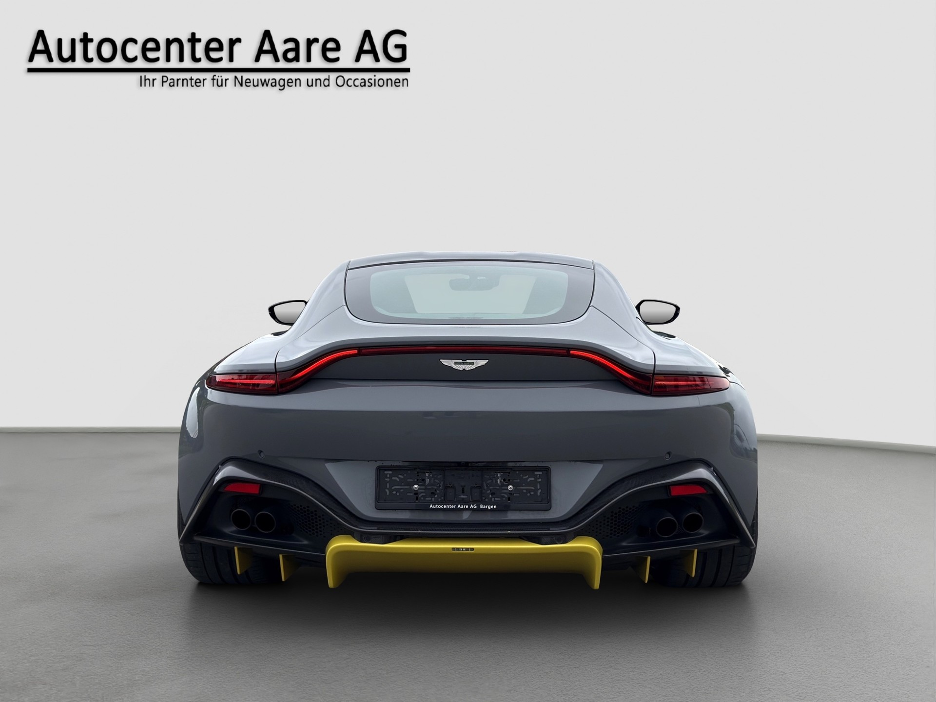 ASTON MARTIN V8 Vantage 4.0 Coupé-image-5