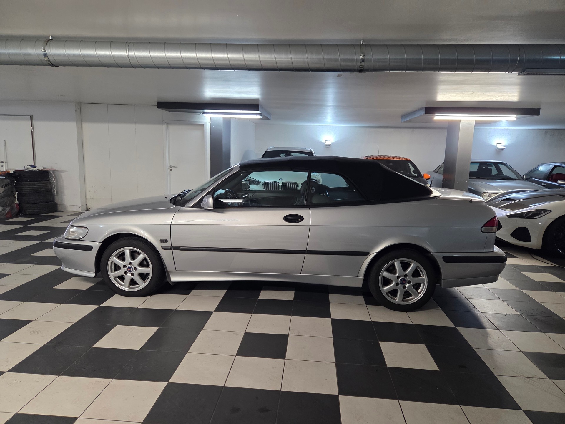 SAAB 9-3-image-1