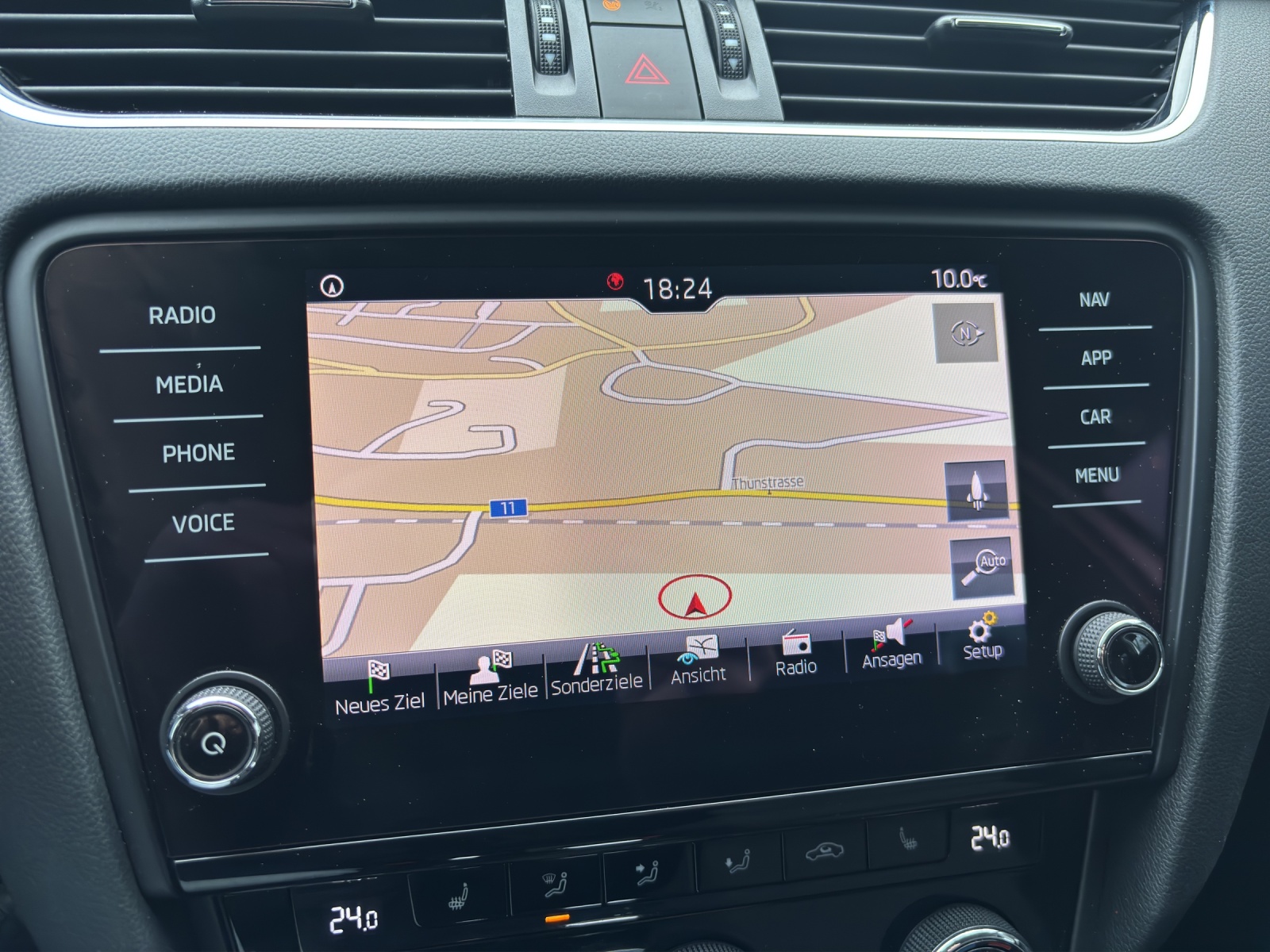 SKODA Octavia Combi 2.0 TSI Soleil 4x4 DSG-image-7