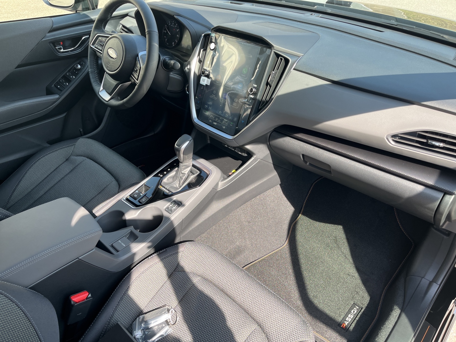SUBARU Crosstrek 2.0 e-Boxer Passion AWD Lineartronic-image-11