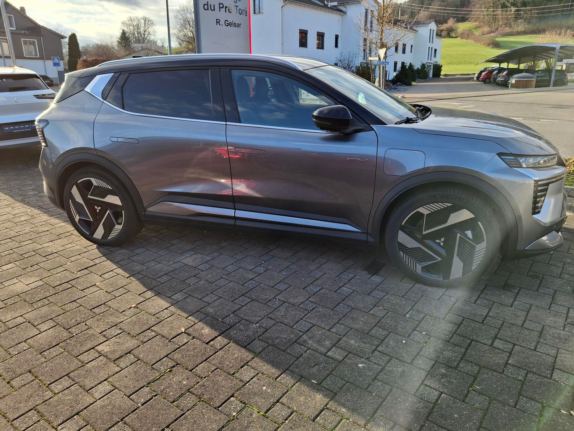 MITSUBISHI Eclipse Cross BEV 87kWh Instyle-image-1