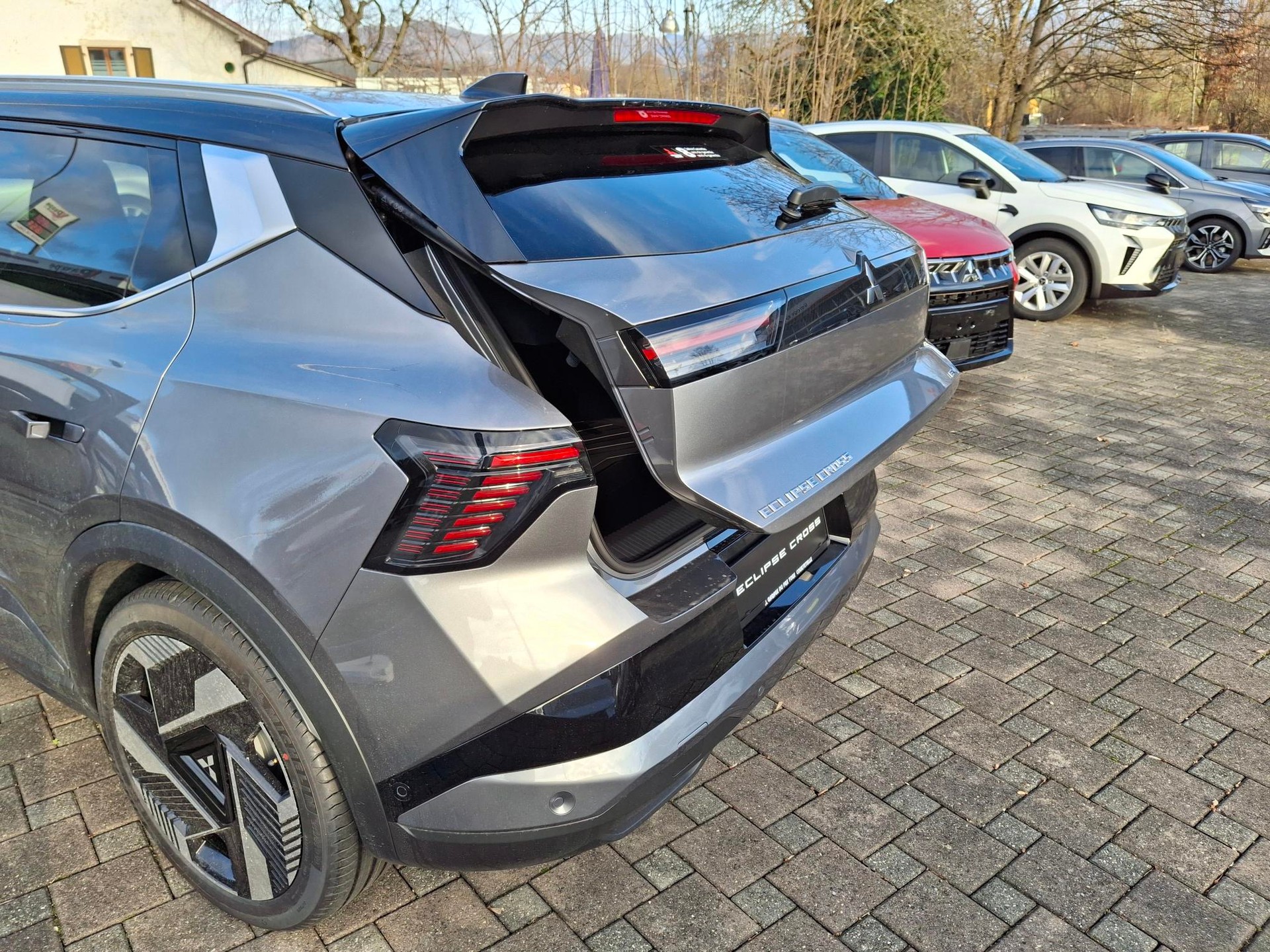 MITSUBISHI Eclipse Cross BEV 87kWh Instyle-image-10