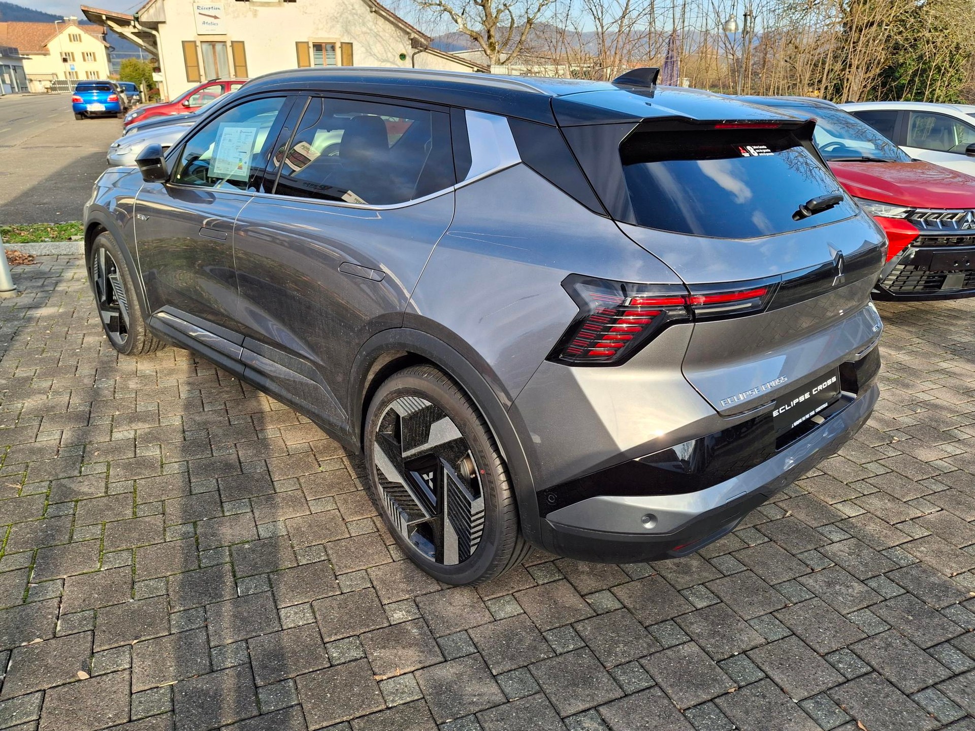 MITSUBISHI Eclipse Cross BEV 87kWh Instyle-image-3