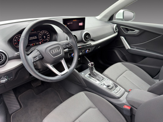 AUDI Q2 40 TFSI adv Attra qu-image-6