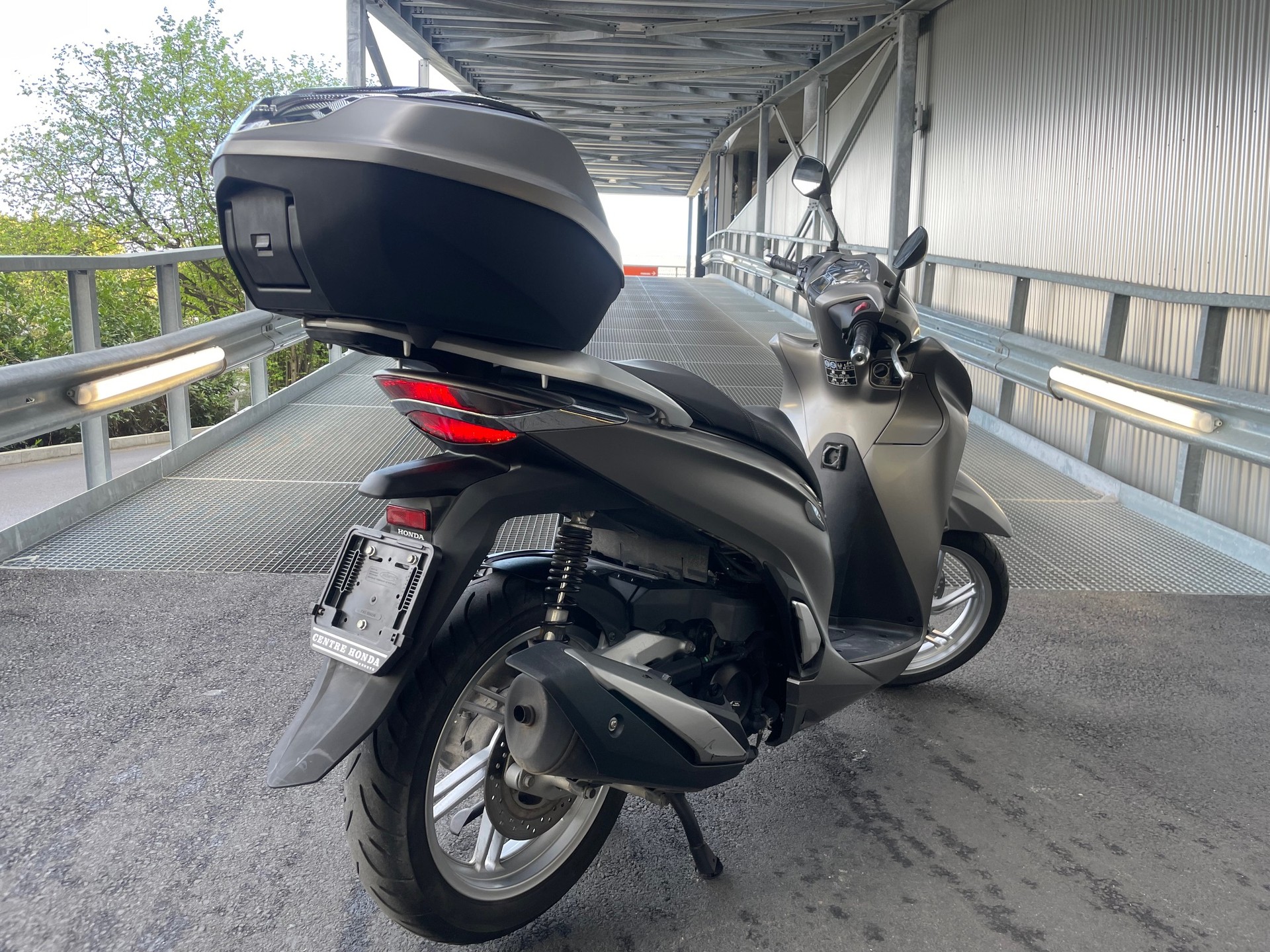 HONDA SH 350-image-3