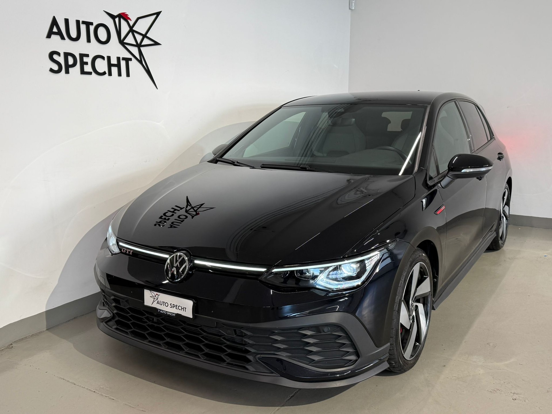 VW Golf 2.0 TSI GTI Clubsport DSG-showroom-element-1