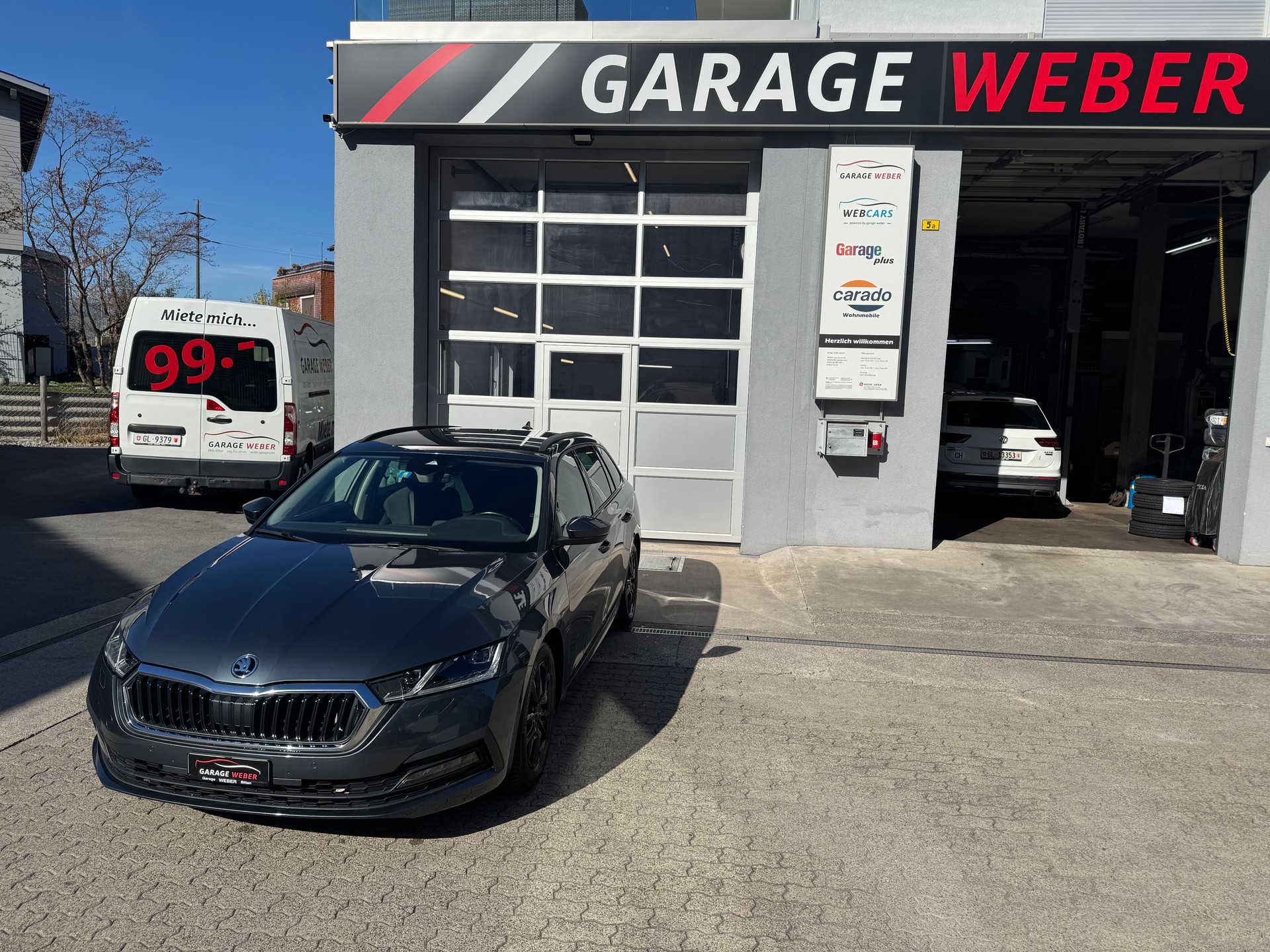 SKODA Octavia Combi 2.0 TDI DSG Ambition 4x4