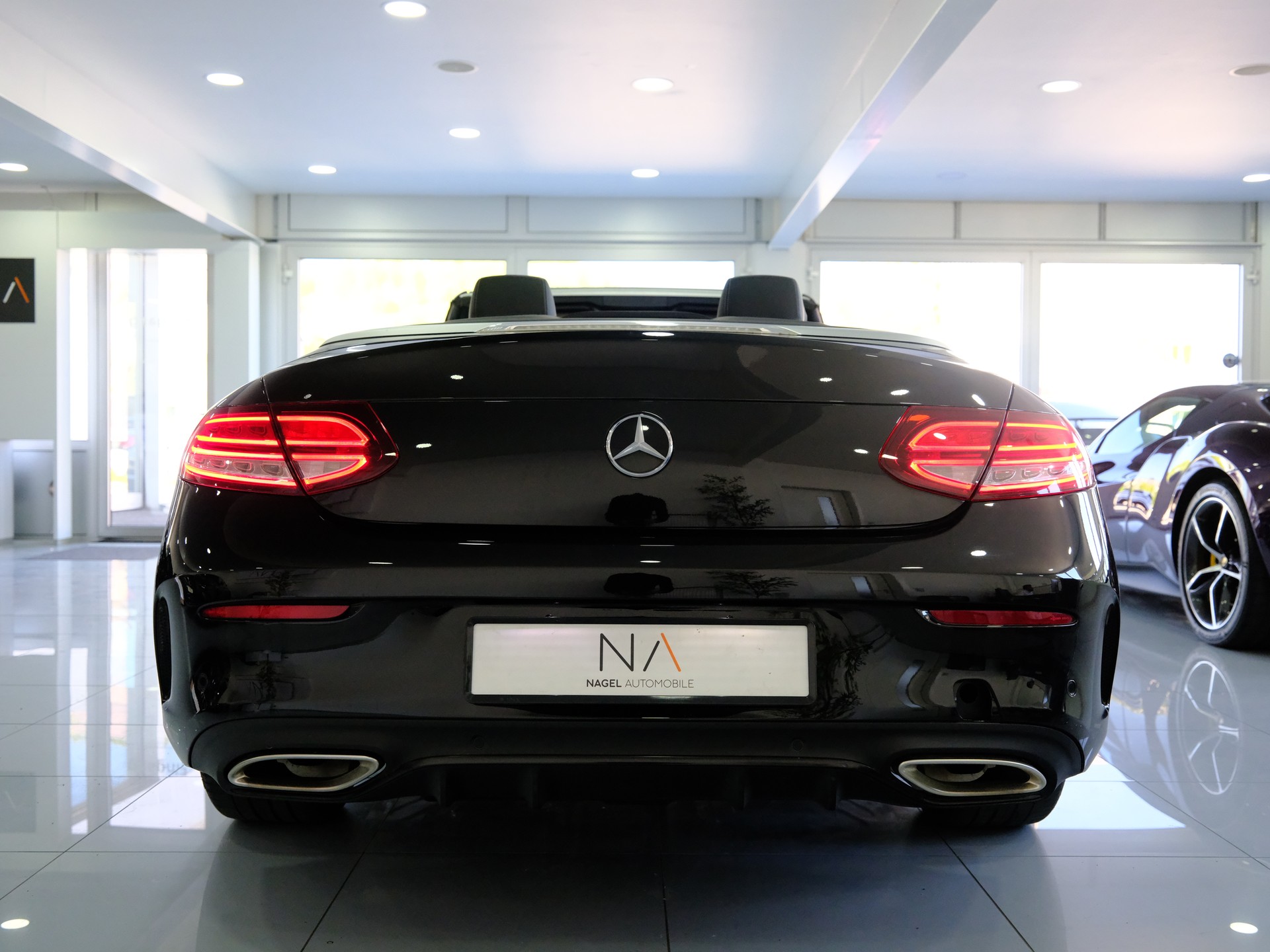 MERCEDES-BENZ C 200 Cabriolet 4Matic 9G-Tronic-image-5